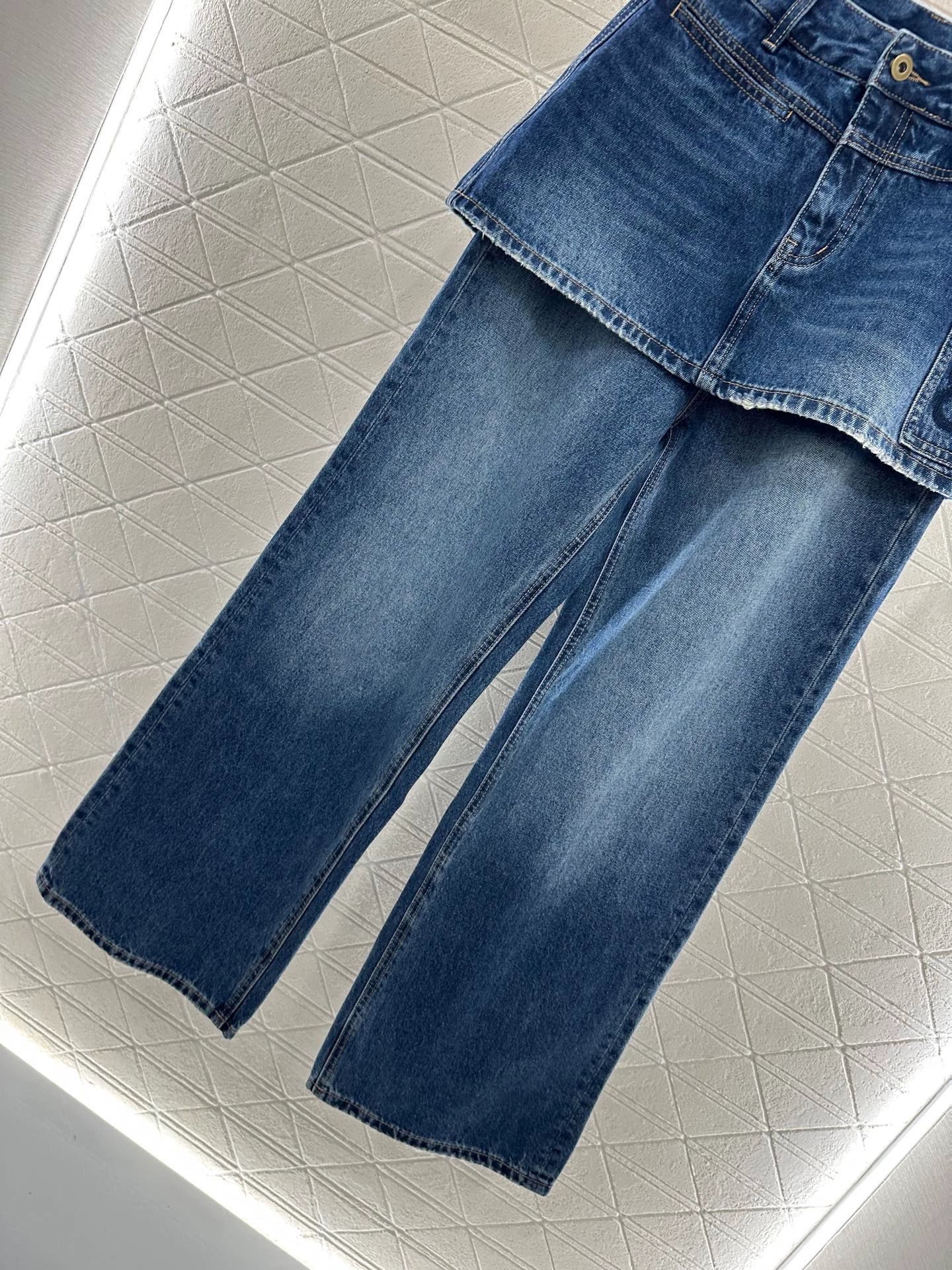 LO 25 Fake two-piece skirt denim trousers