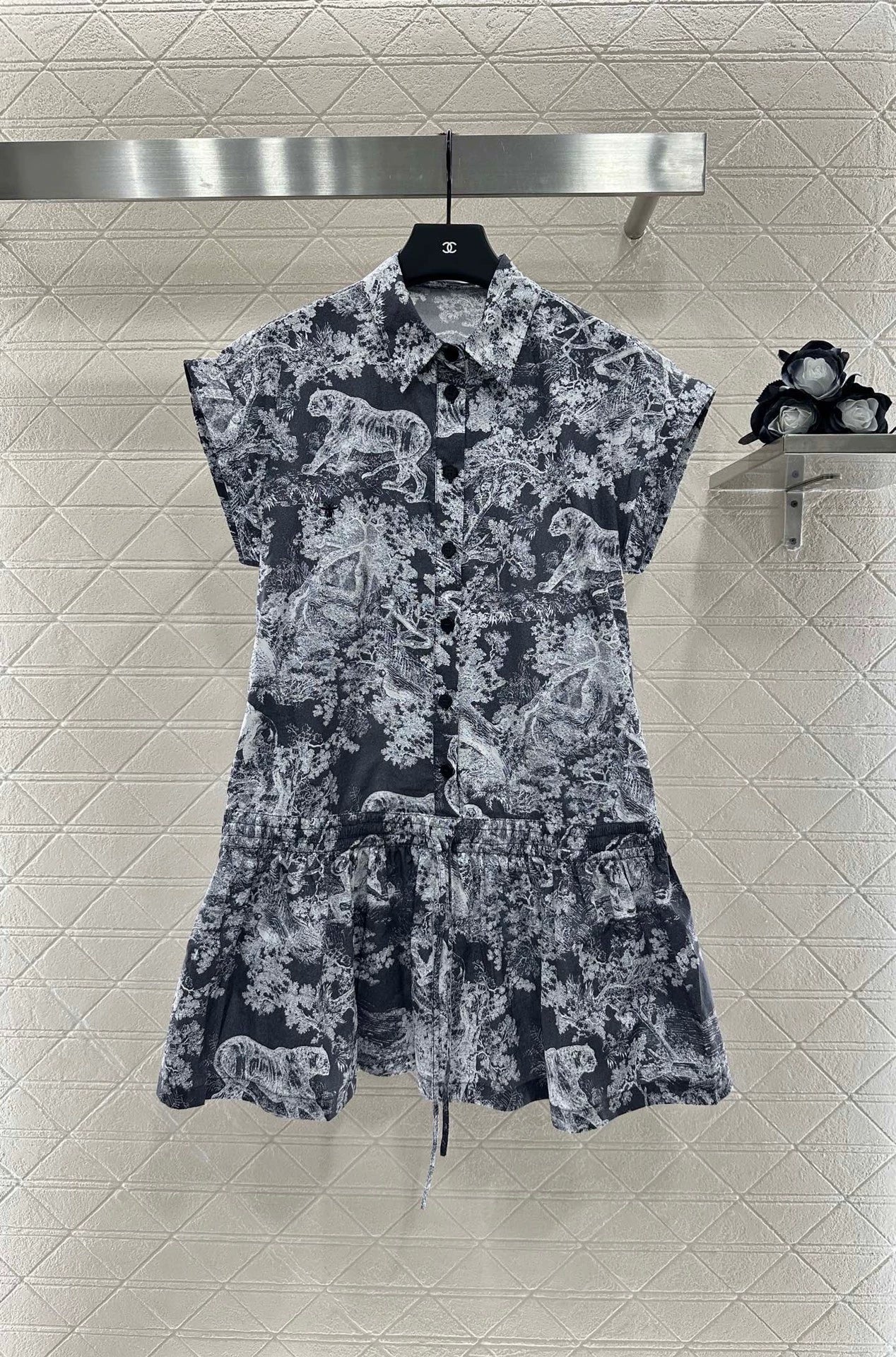 D 25 Animal jungle series Printed pleated short sleeve dress