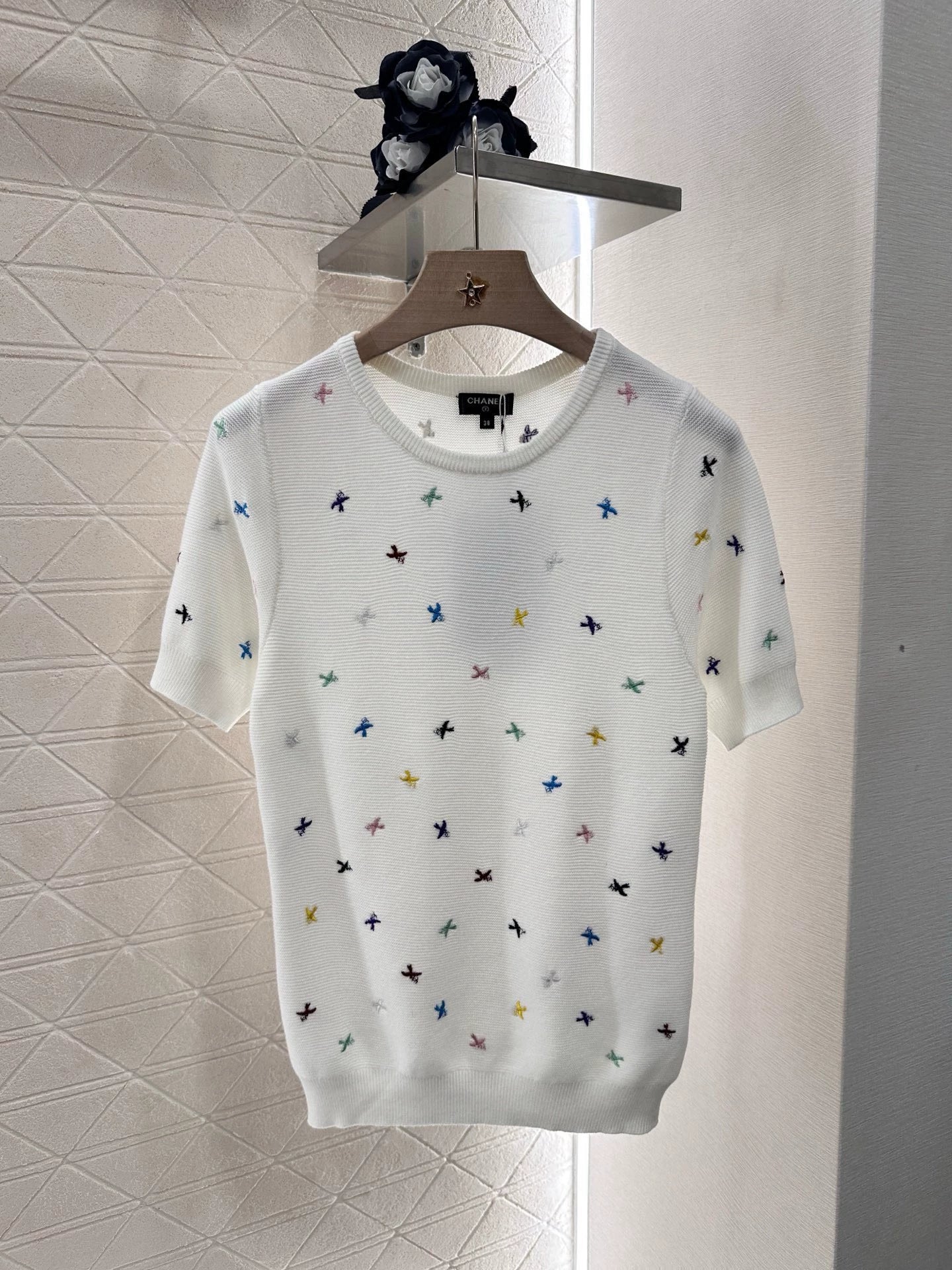 C 25 Embroidered Colorful Swallow Knit Short Sleeve Top