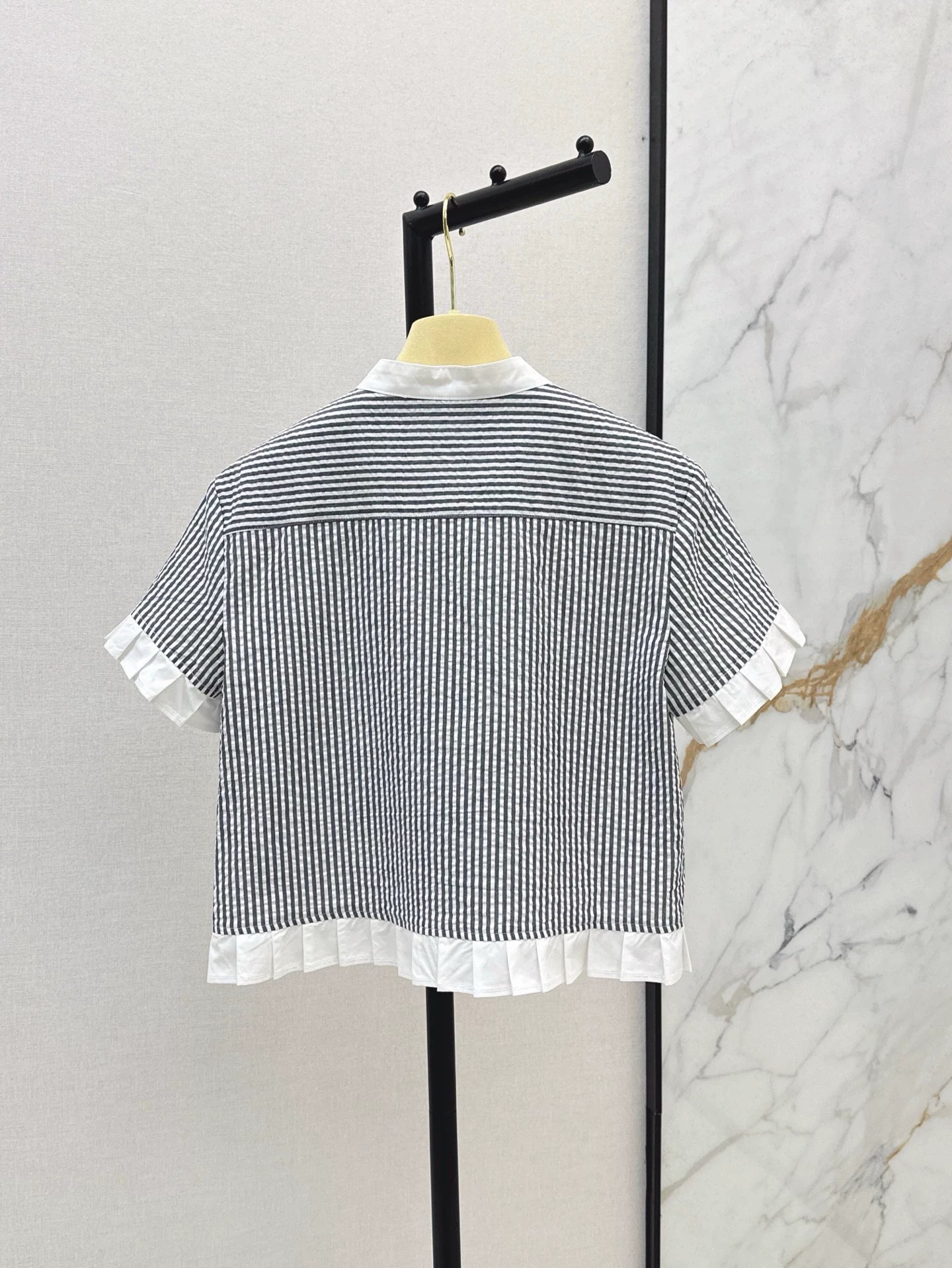 M 25 Spring/Summer Newest Letter Embroidery Small Pressed Ruffle Trimmed Short Shirt