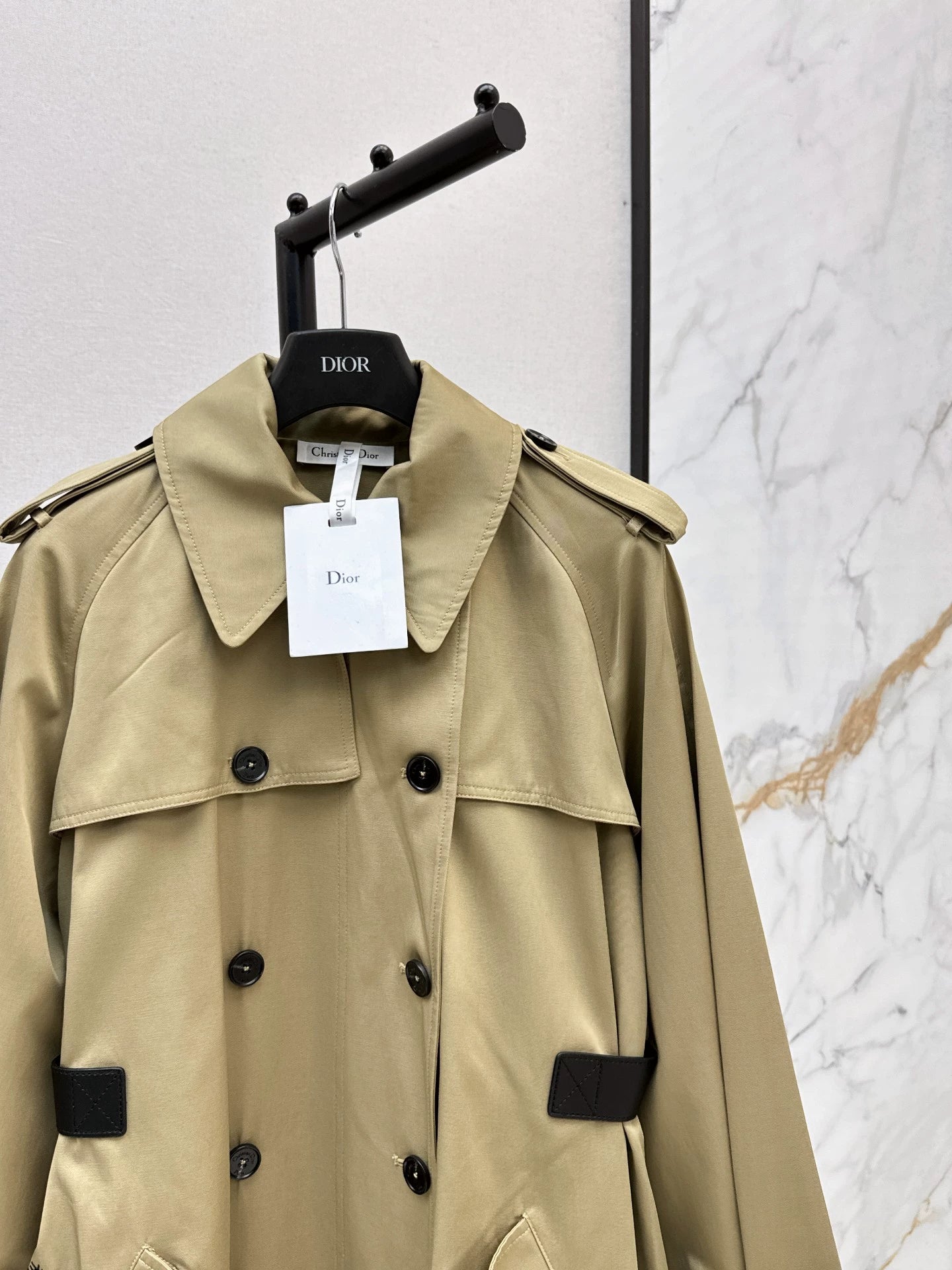 D 25fw long trench coat