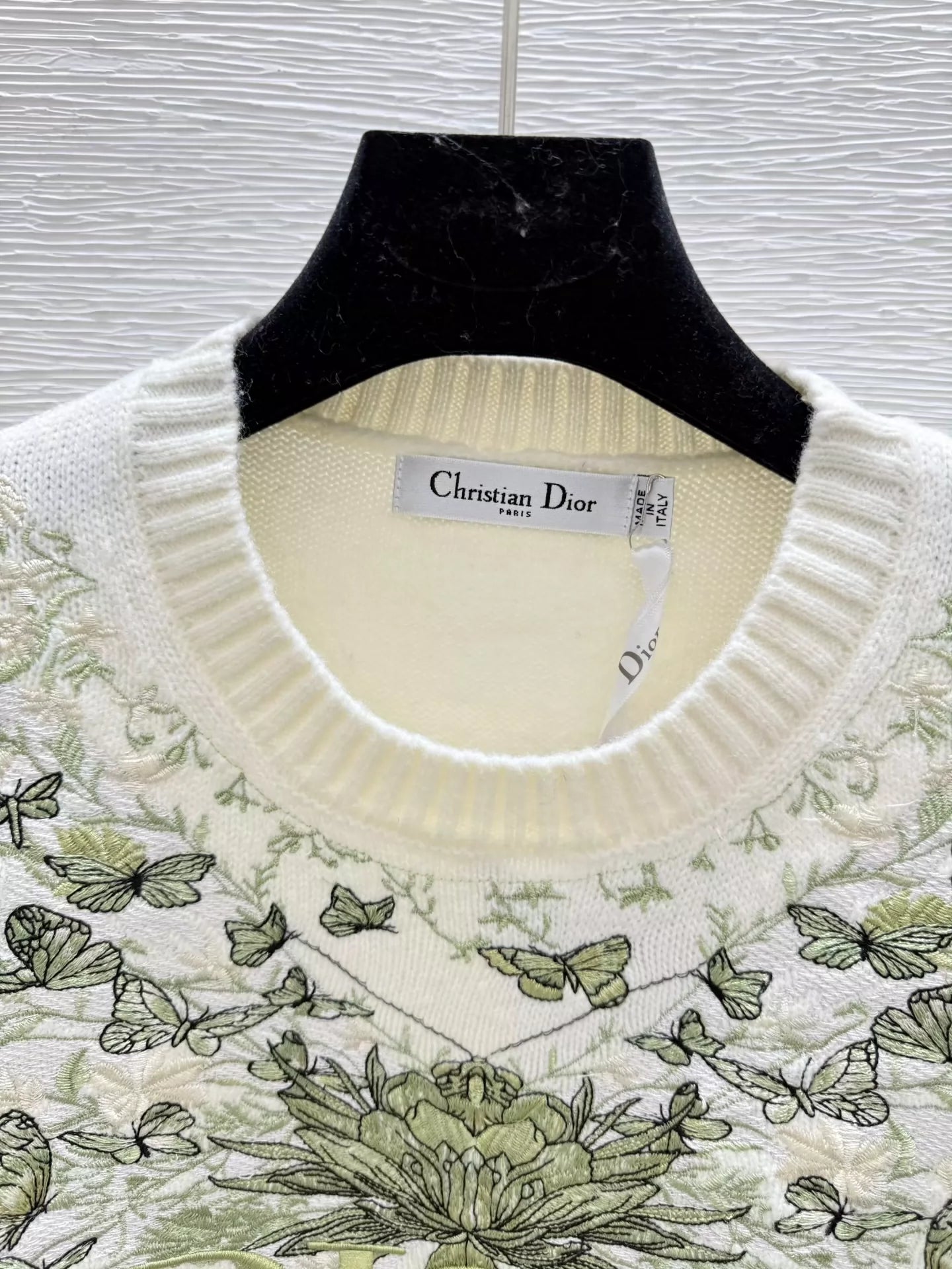 D 25 Embroidered letter butterfly round neck pullover knit long sleeves