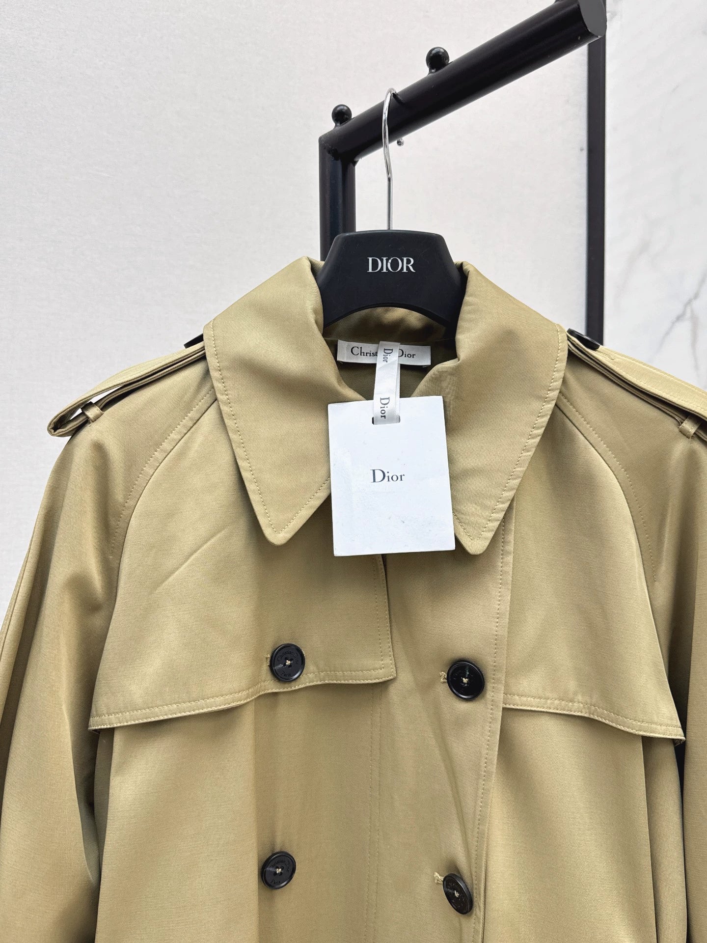 D 25fw long trench coat