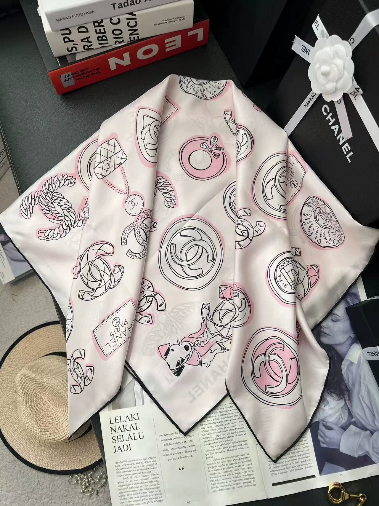 C 25 Camellia Scarf(pink/white)
