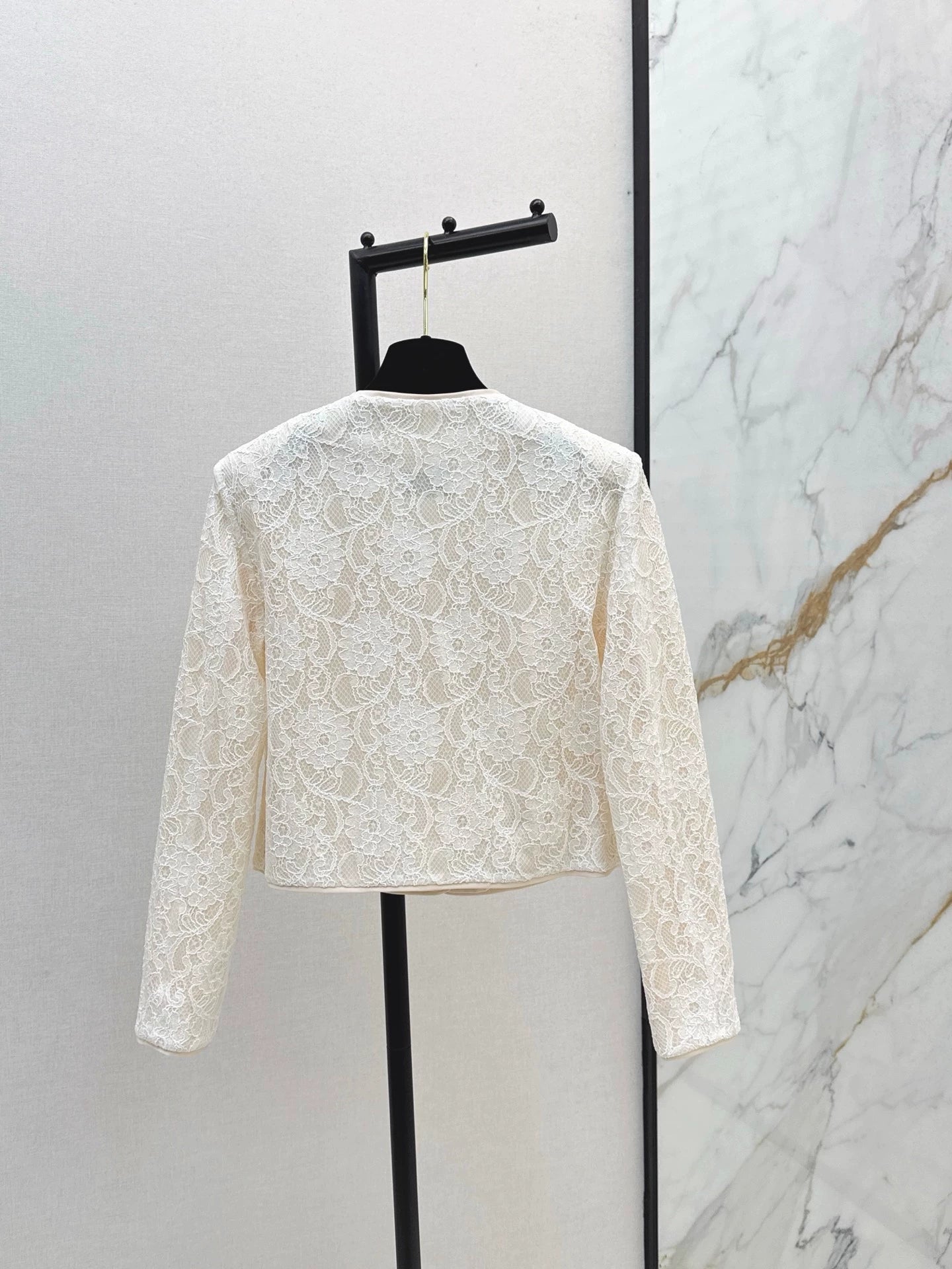 C 25 lace jacket