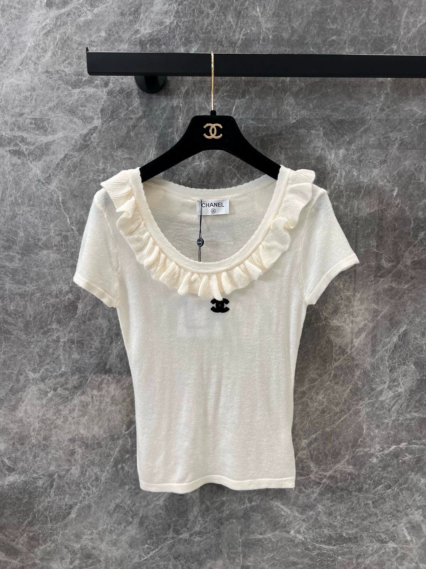 C 25Ss early spring new style lace round neck slim fit knitted short-sleeved top