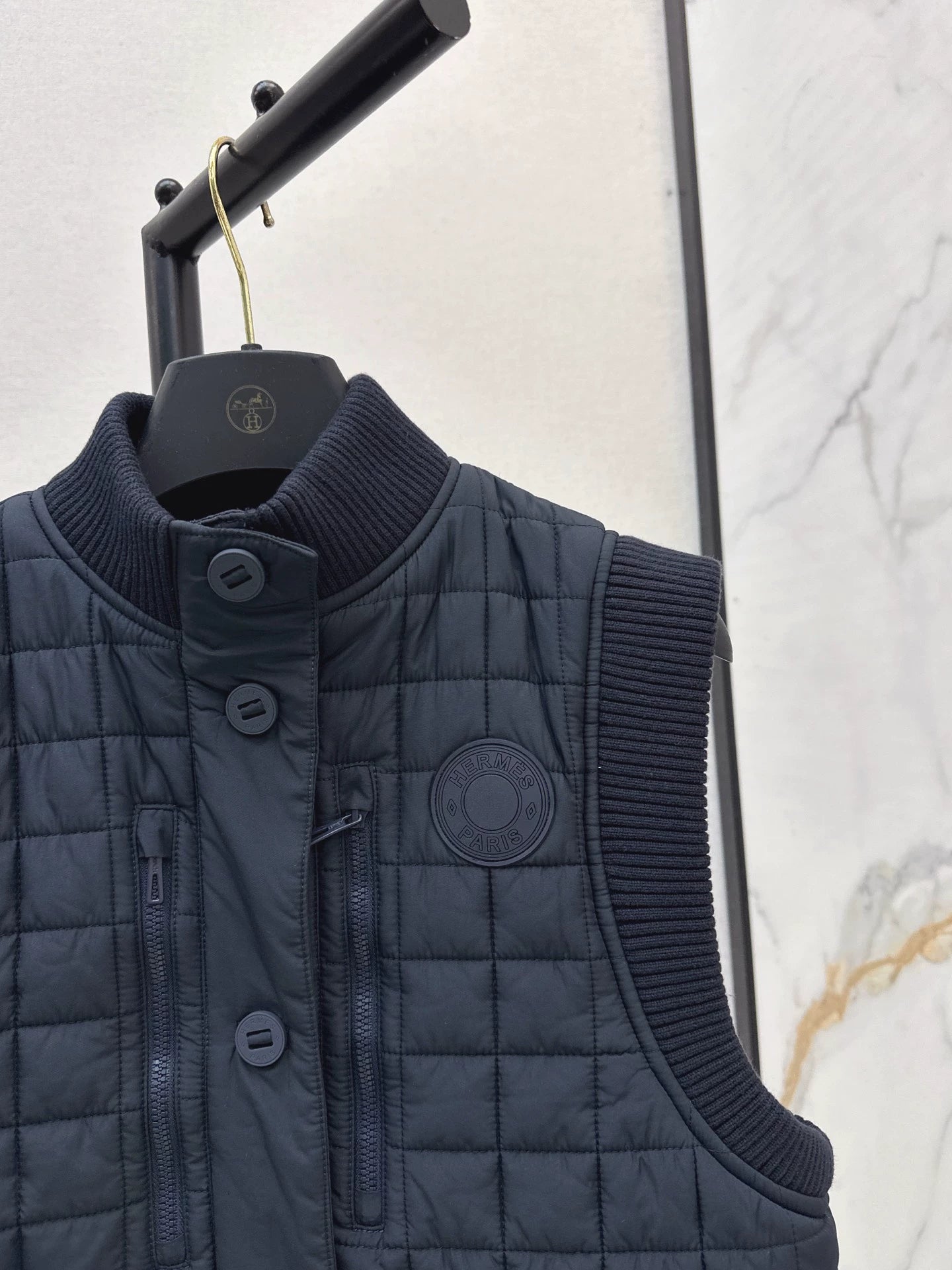 He 25 New vest