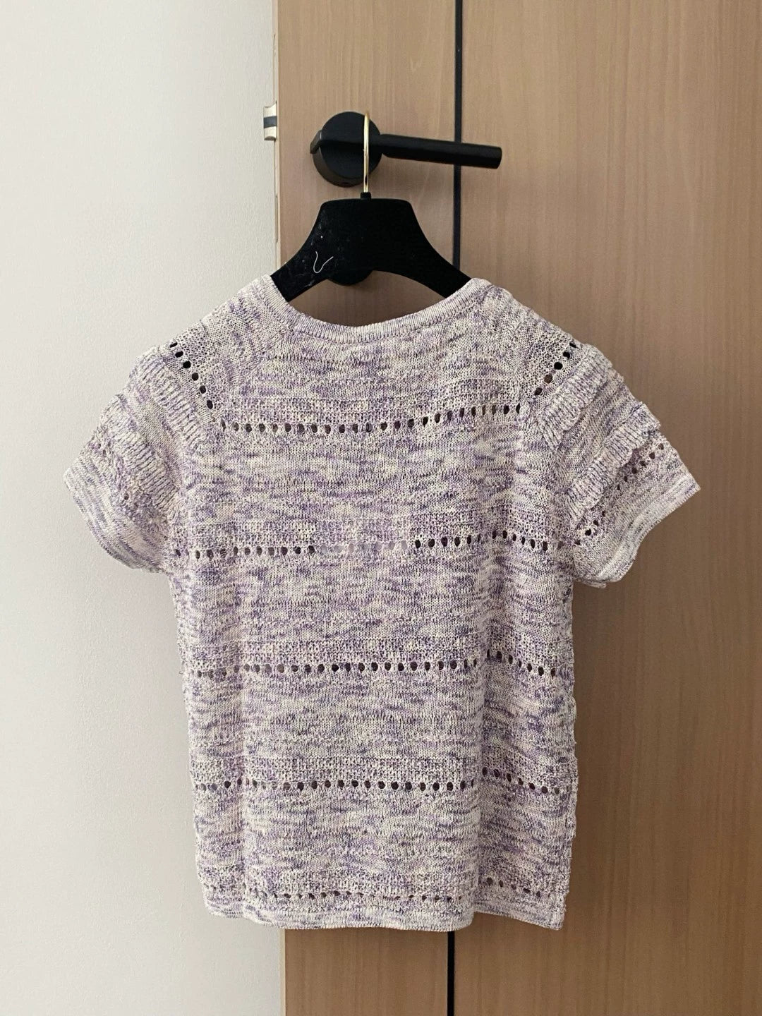 C 25 New Cutout Round Neck Short Sleeve Knit Top