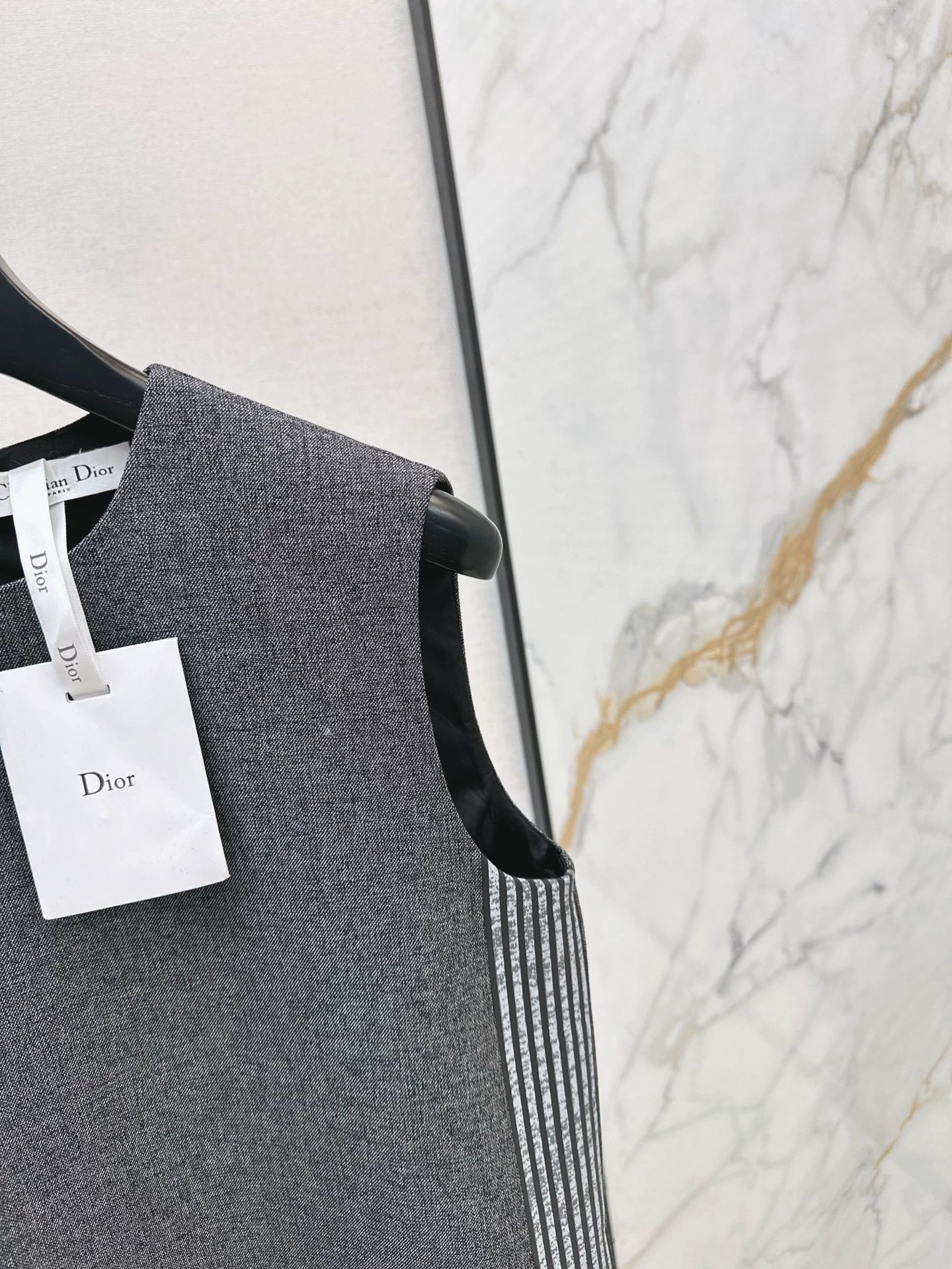 D 25 Spring/Summer newest style Webbing Sleeveless Dresses