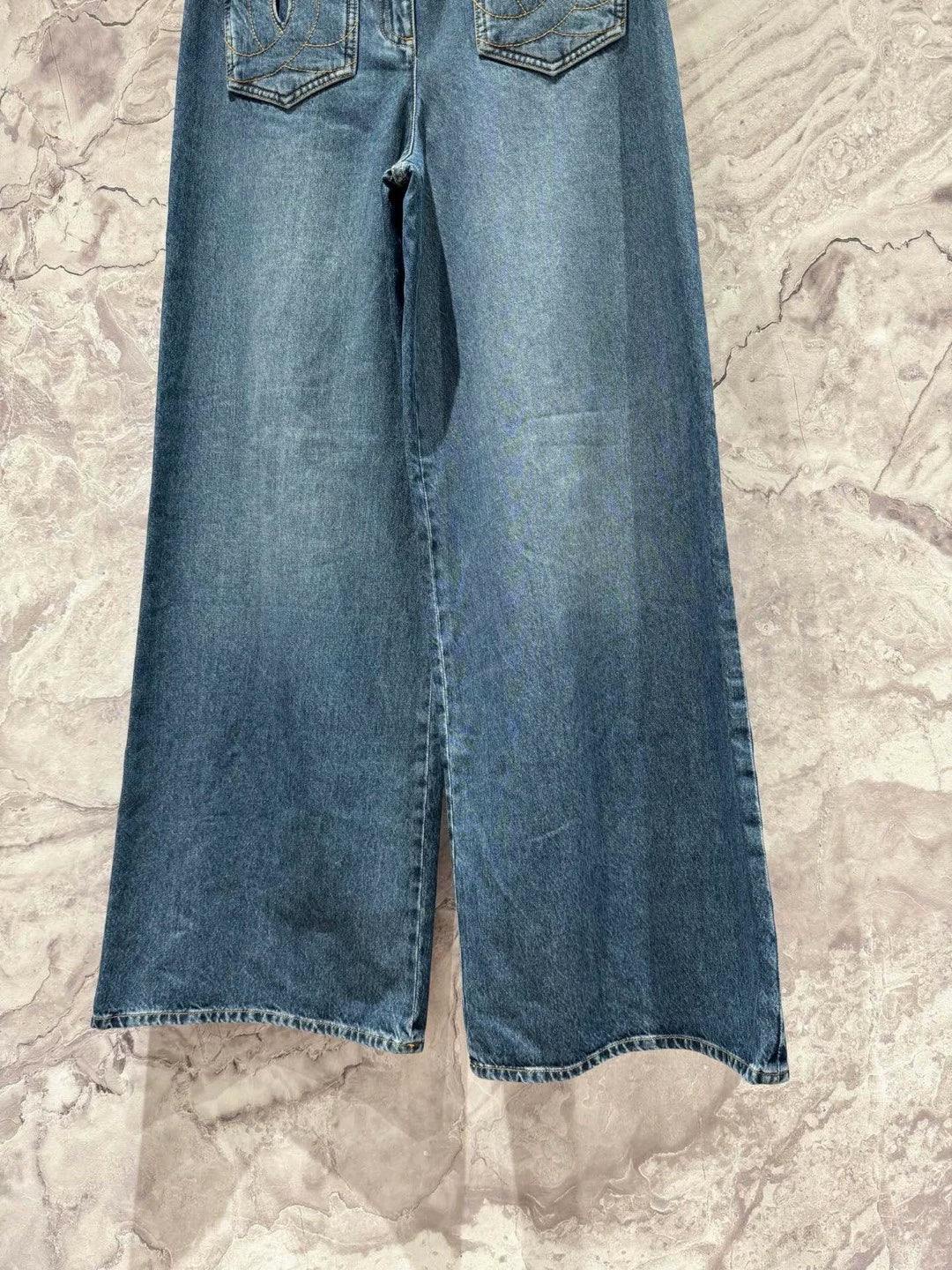 C 24 wide-leg jeans
