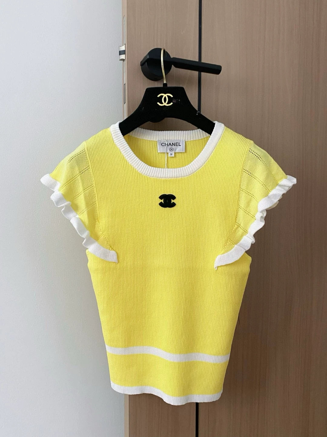 C 25 New Color Stripe Crew Neck Ruffle Sleeve Knitting(PINK NAVY YELLOW)