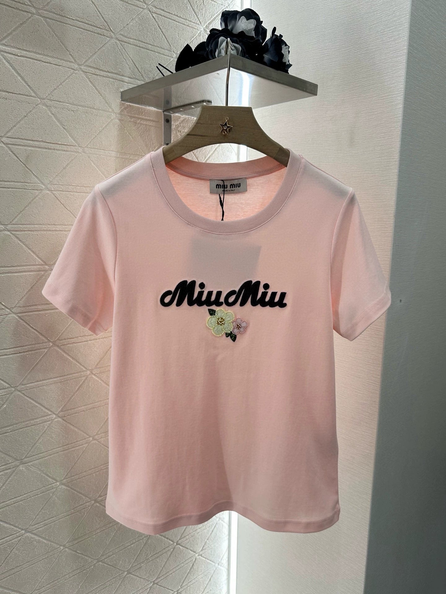 M 25 Floral Beaded Round Neck Short Sleeve T-Shirt