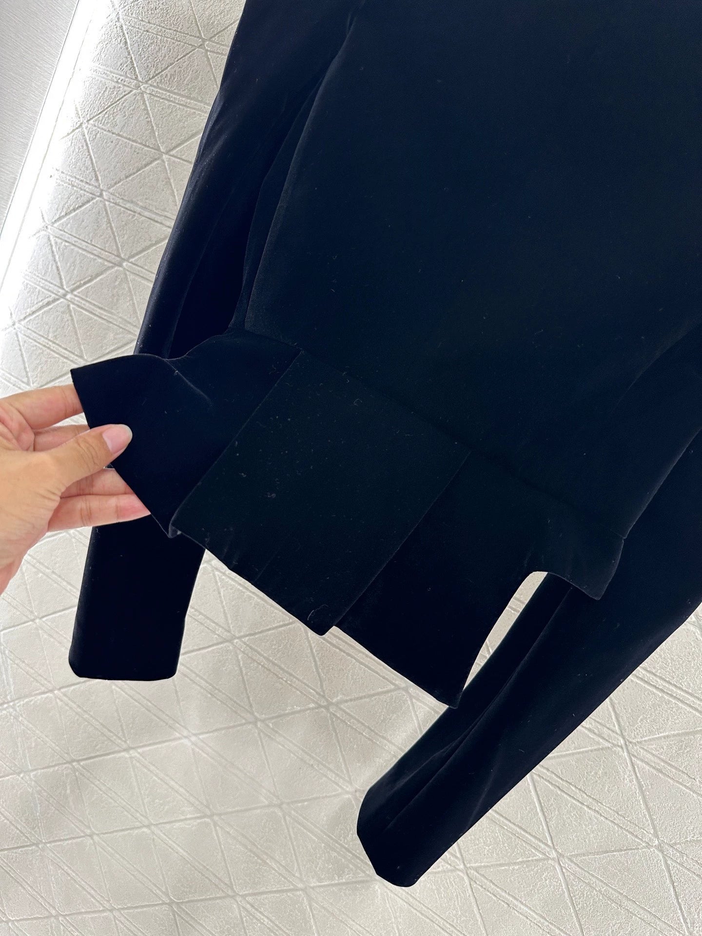 Di 25 Zippered square neck, puff sleeves, long-sleeved top