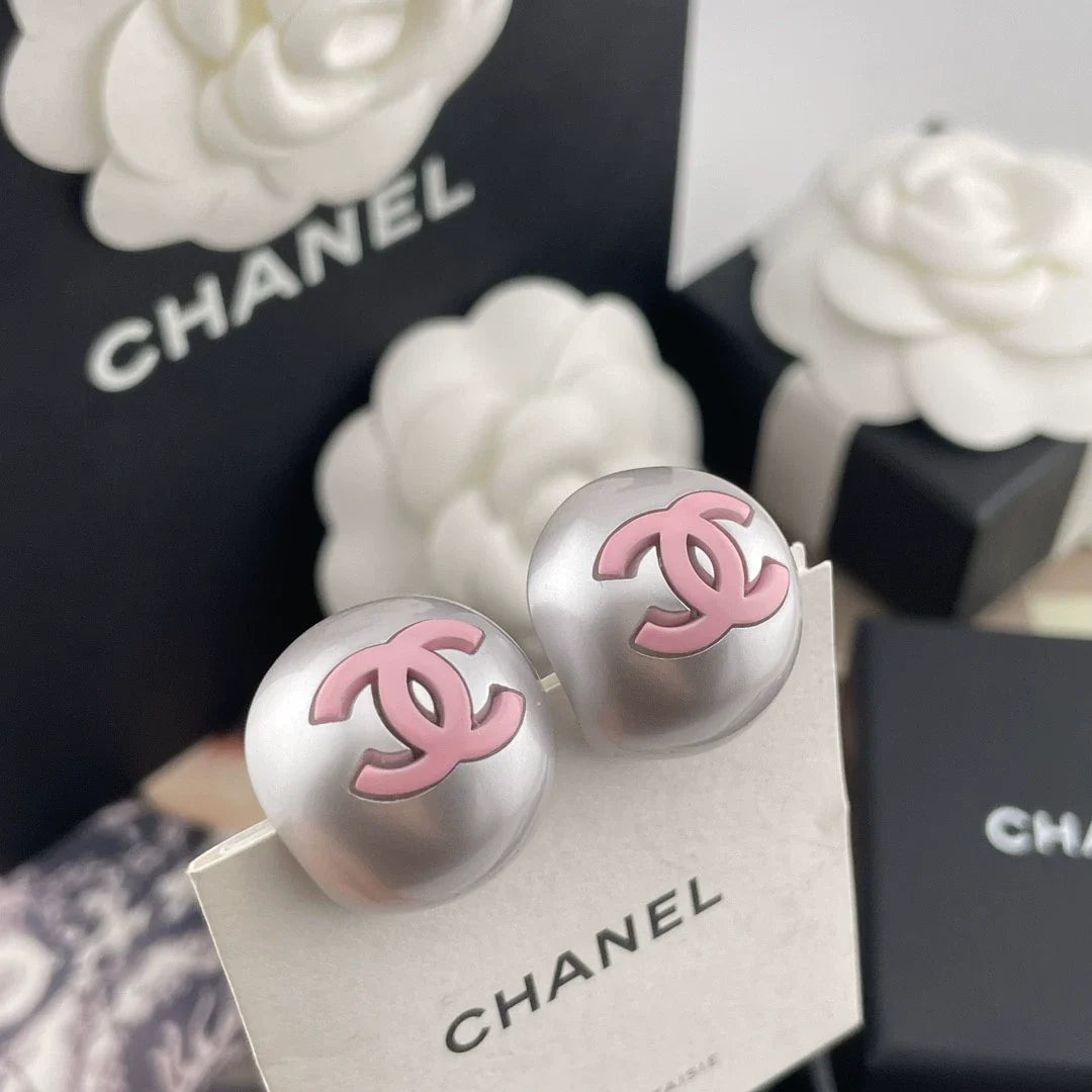 25 Summer new enamel double c pearl earrings