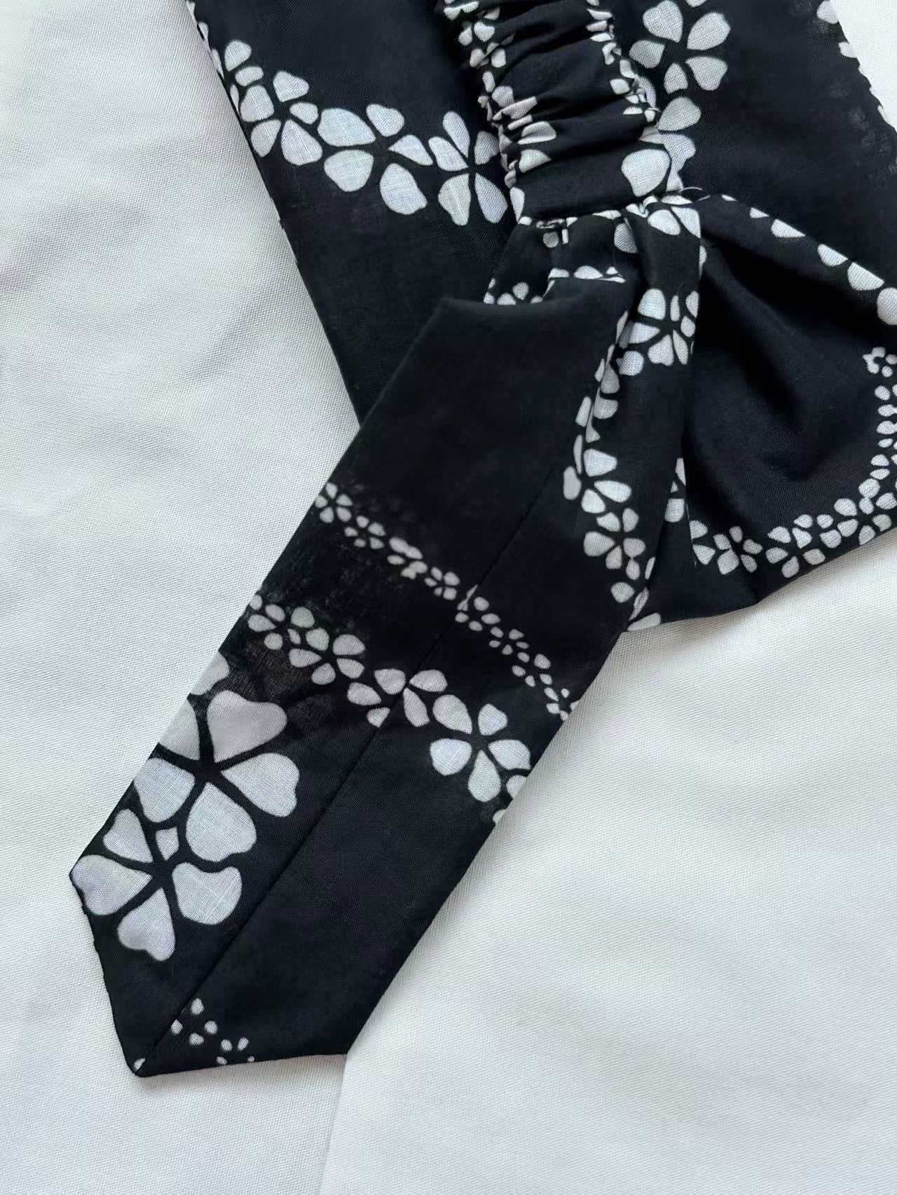 C 25 Camellia Print Tulle Headband