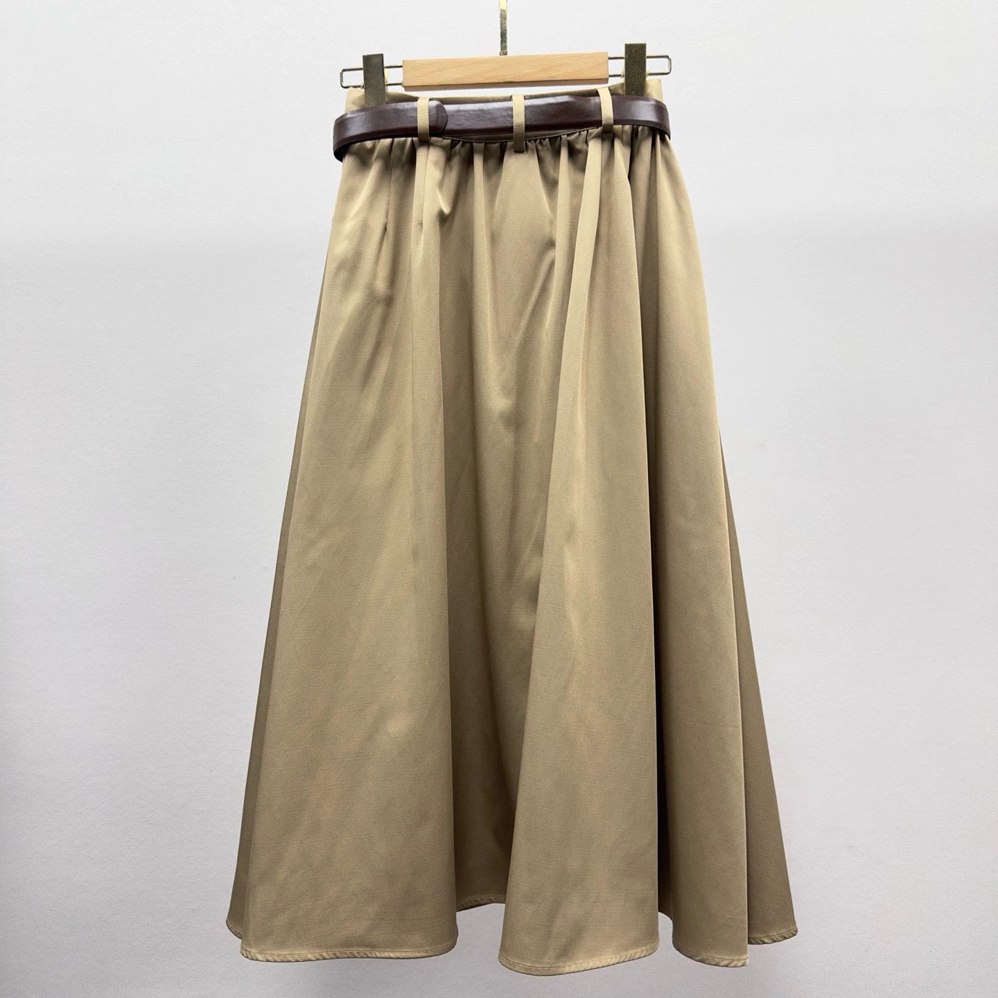 p 25 New Workwear Halter Skirt(black 、khaki)