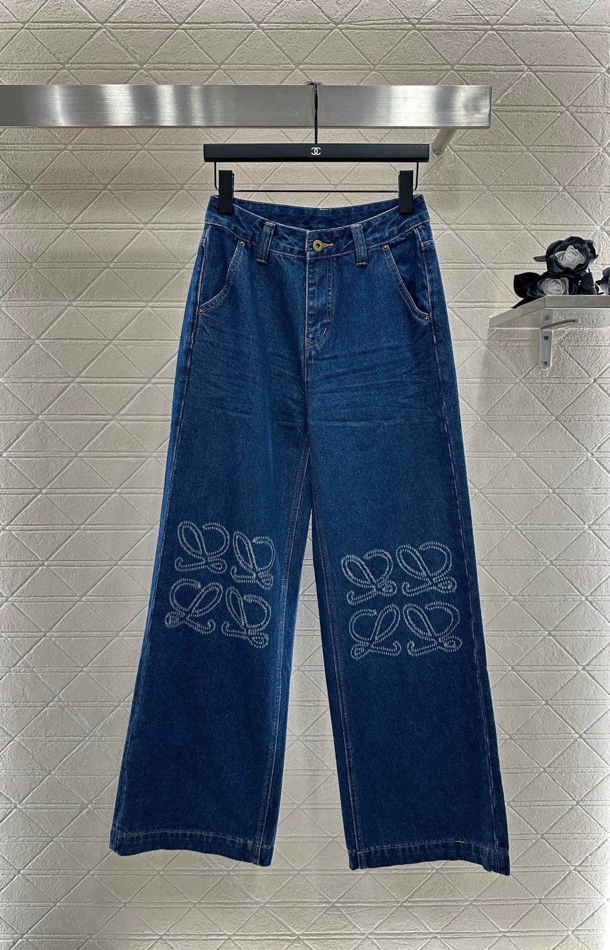 LO 25 Totem Denim Pants