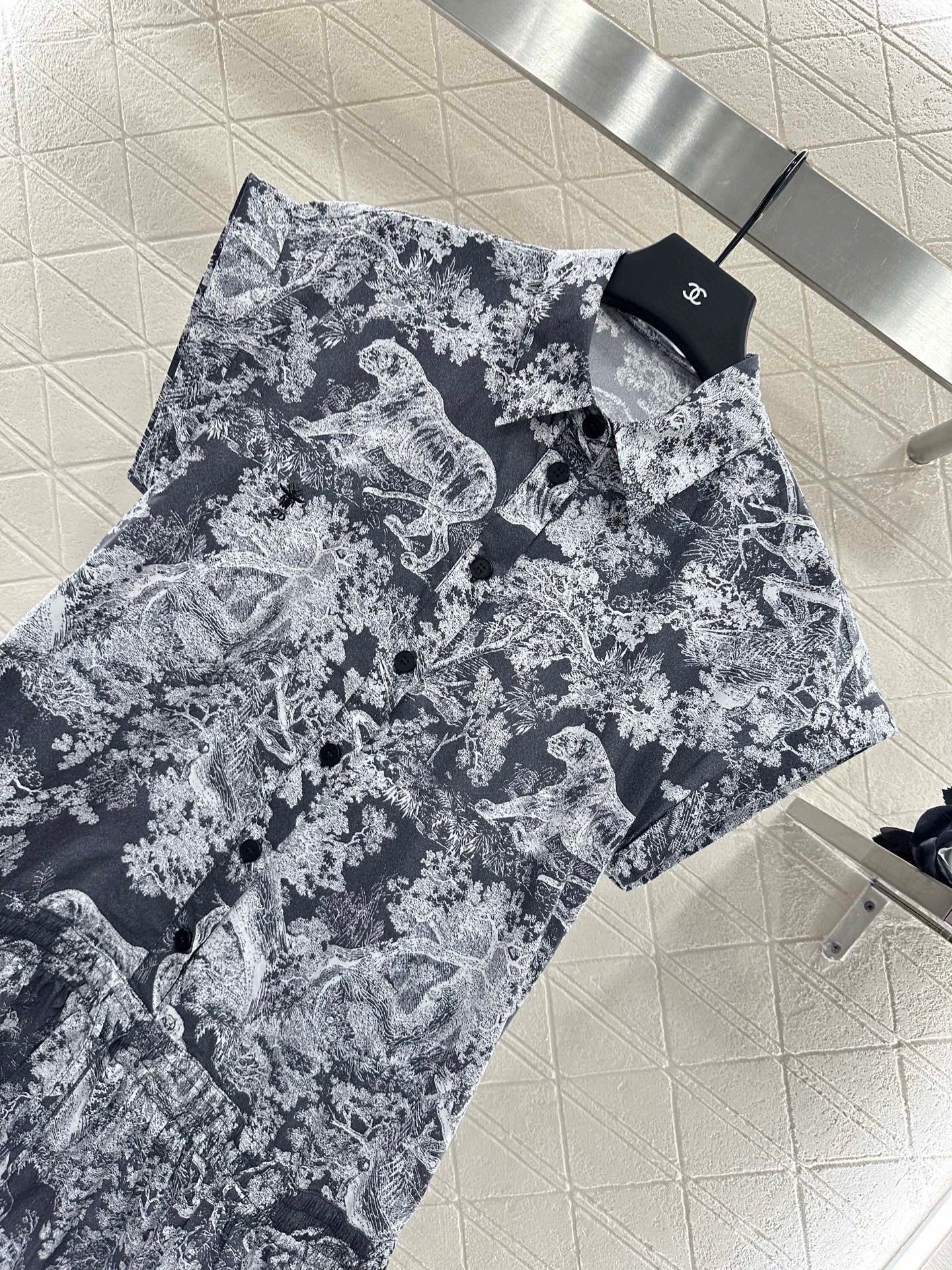 D 25 Animal jungle series Printed pleated short sleeve dress