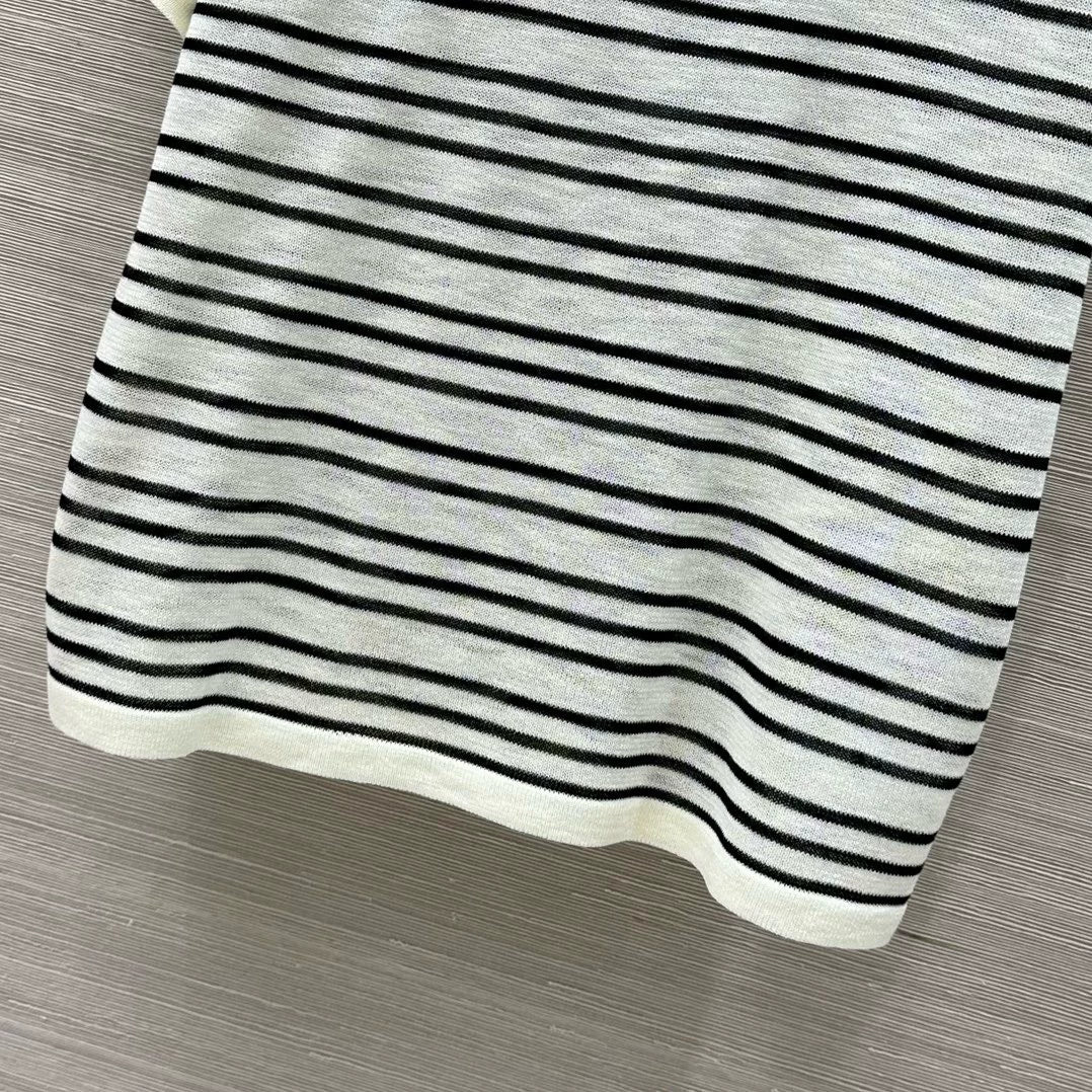 M 25 Striped Knit Short Sleeve Top