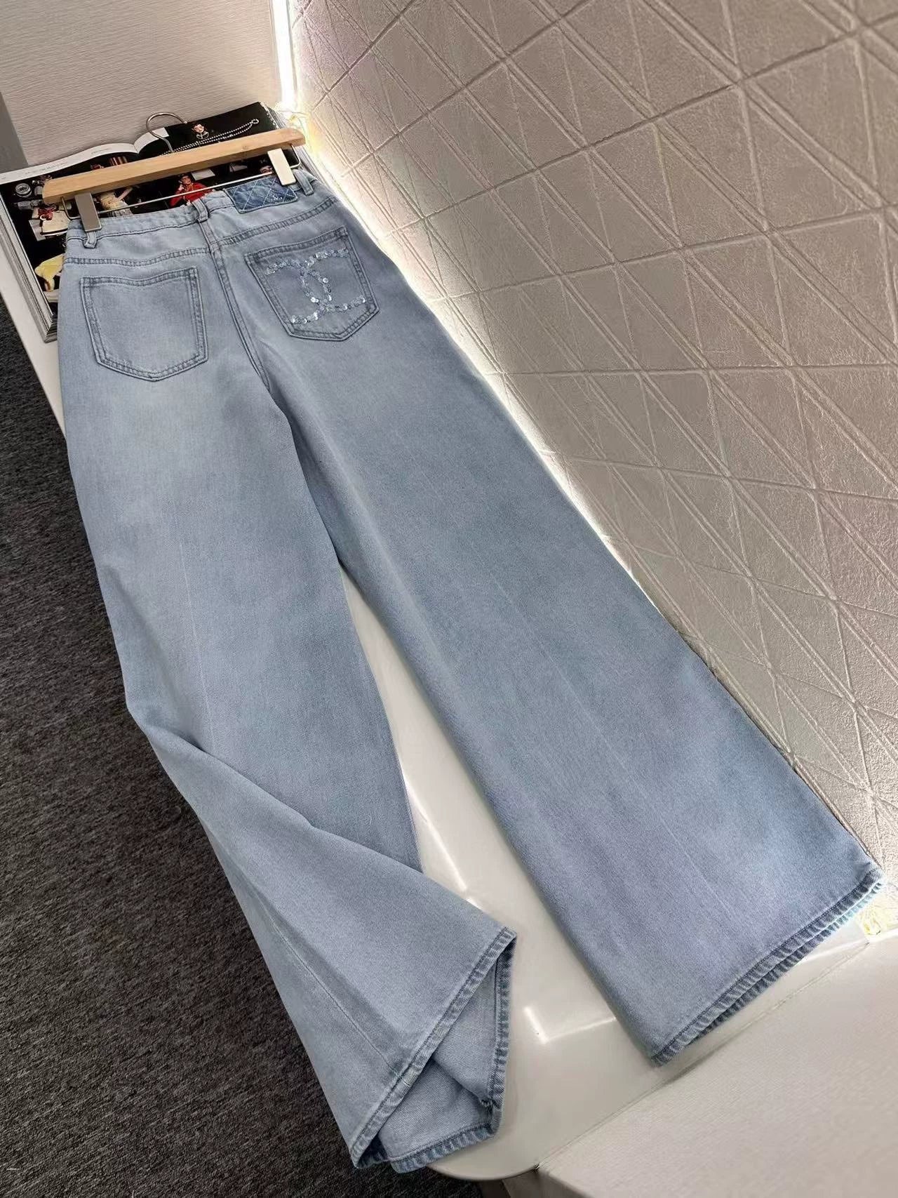 C 25 summer new sequins letters straight jeans