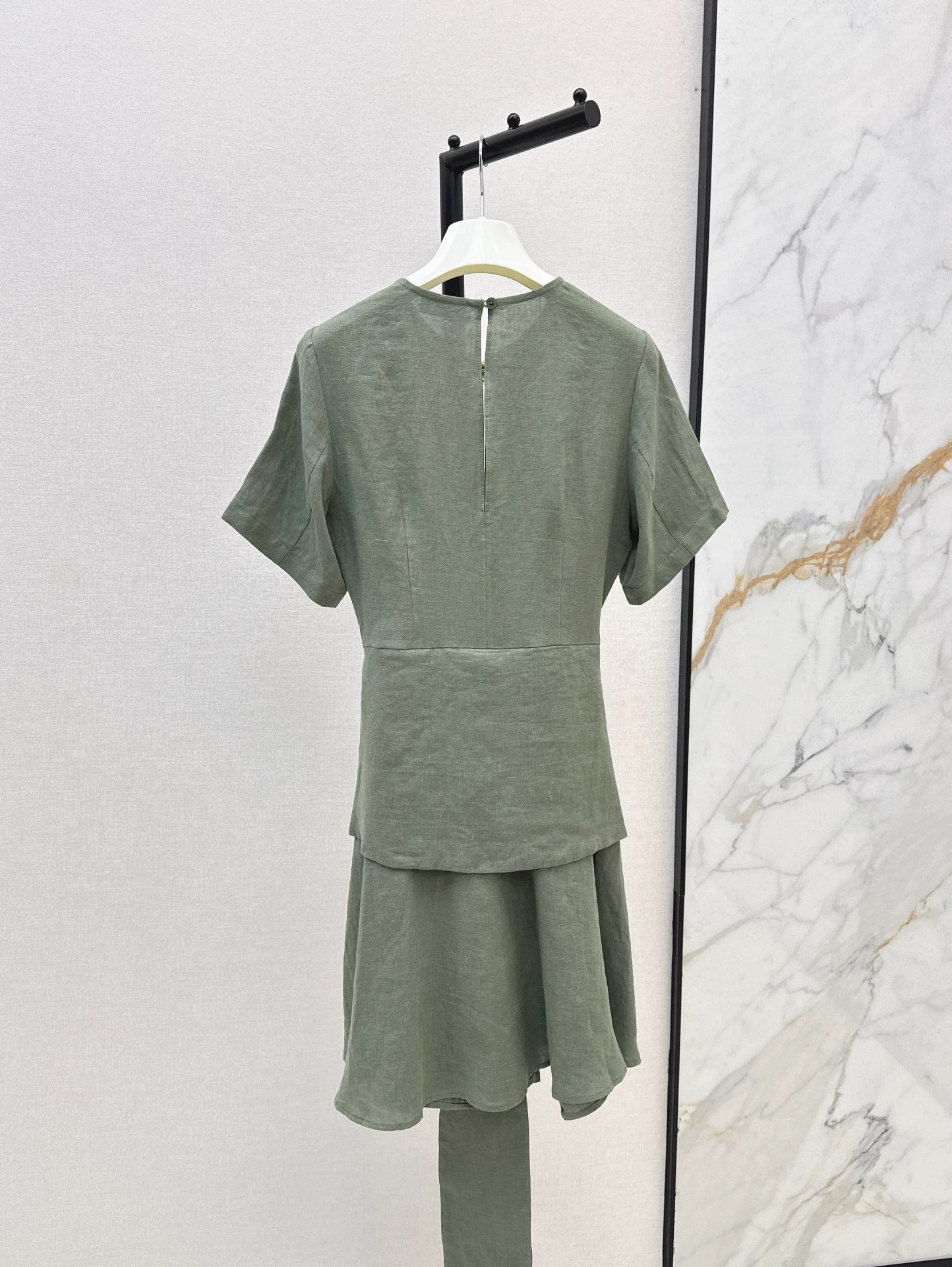 Lo 25Ss Spring/Summer French-inspired short-sleeved linen dress