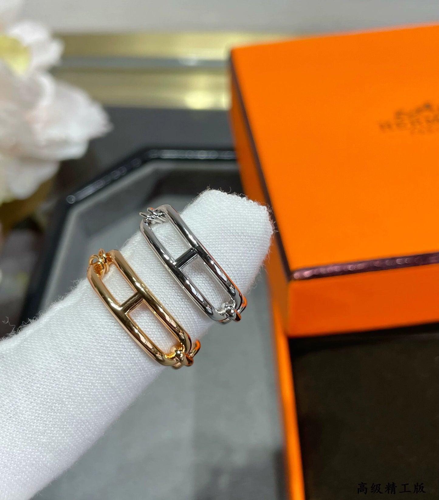 Double chain rhinestone ring