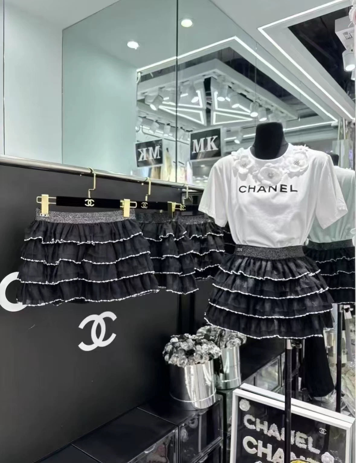 D 25 Popular puffy skirt