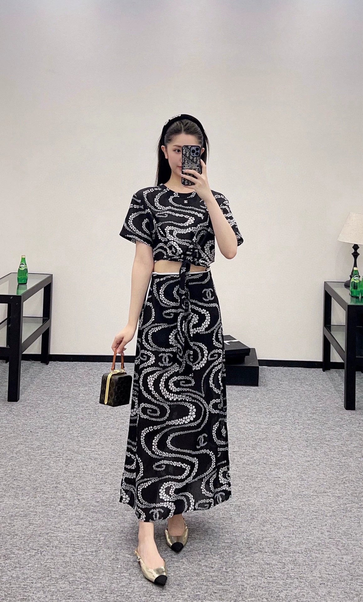 C 25 Printed Lace-Up Short Sleeve Top