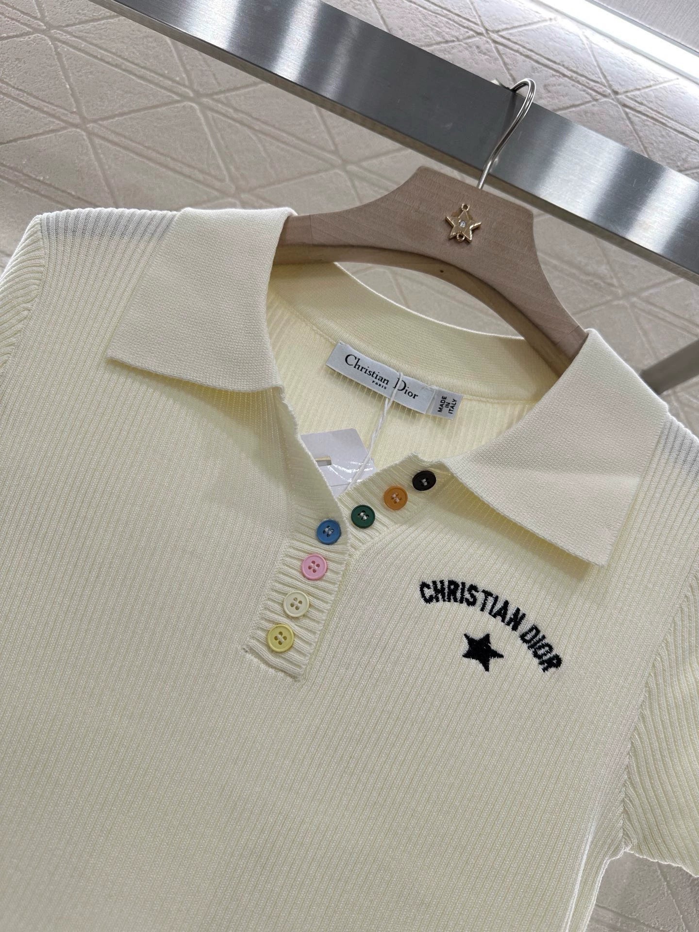 D 25 Slim Fit Lapel Knit Short Sleeve Top
