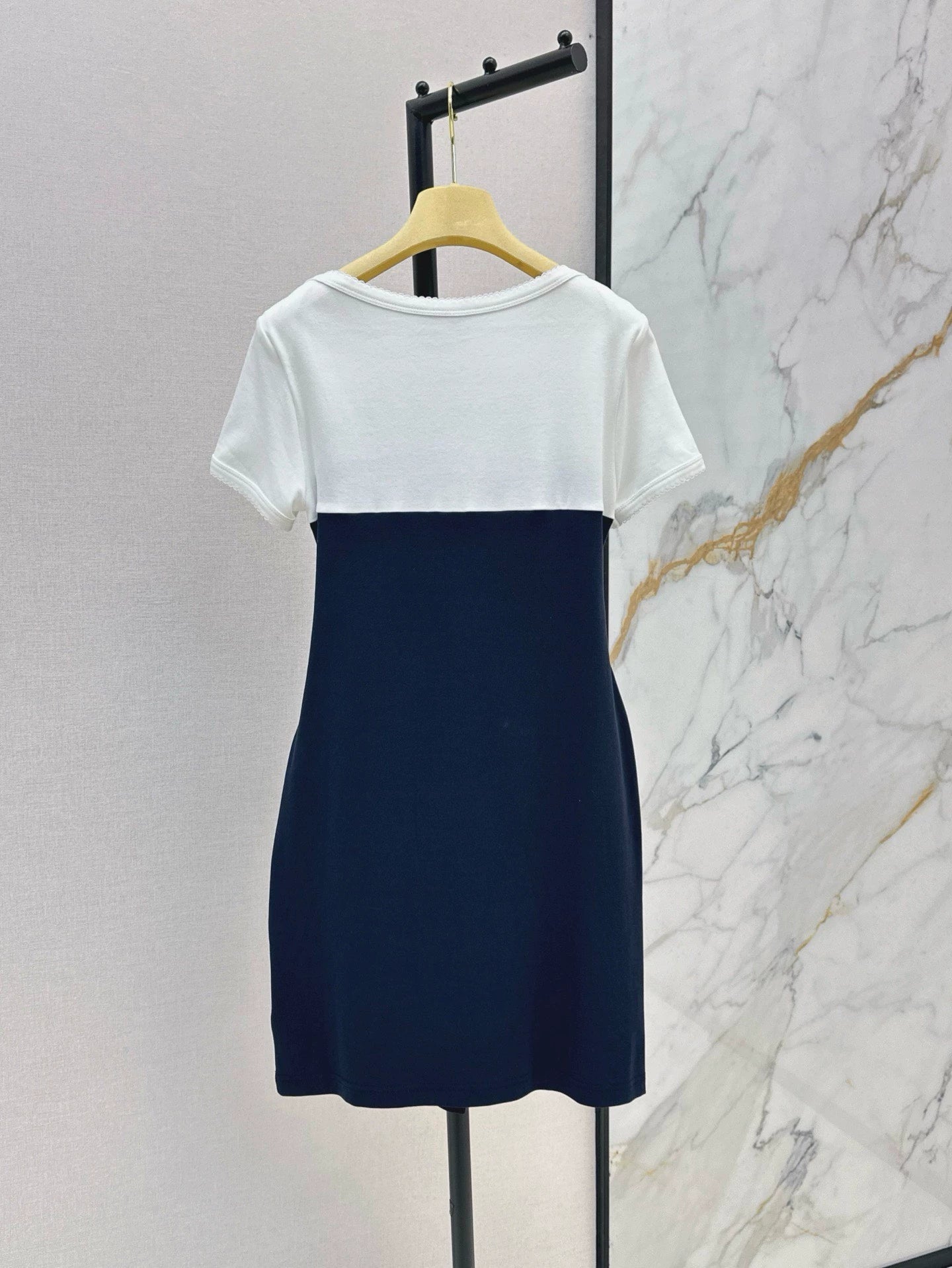 M 25 Spring and Summer New Fake Two Pieces Patchwork Design Dresses