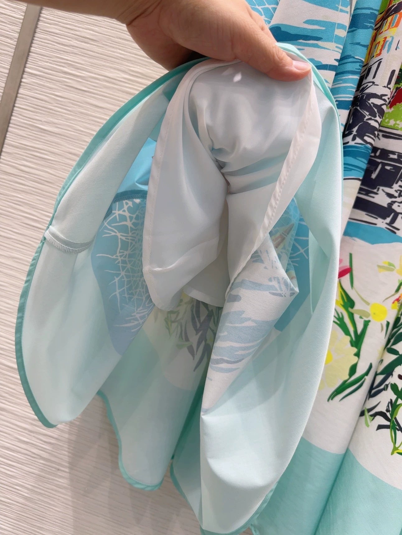 D 25 new style painted print long skirt