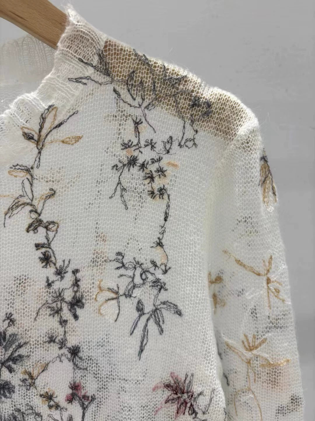 D 25 new early autumn long-sleeved sweater