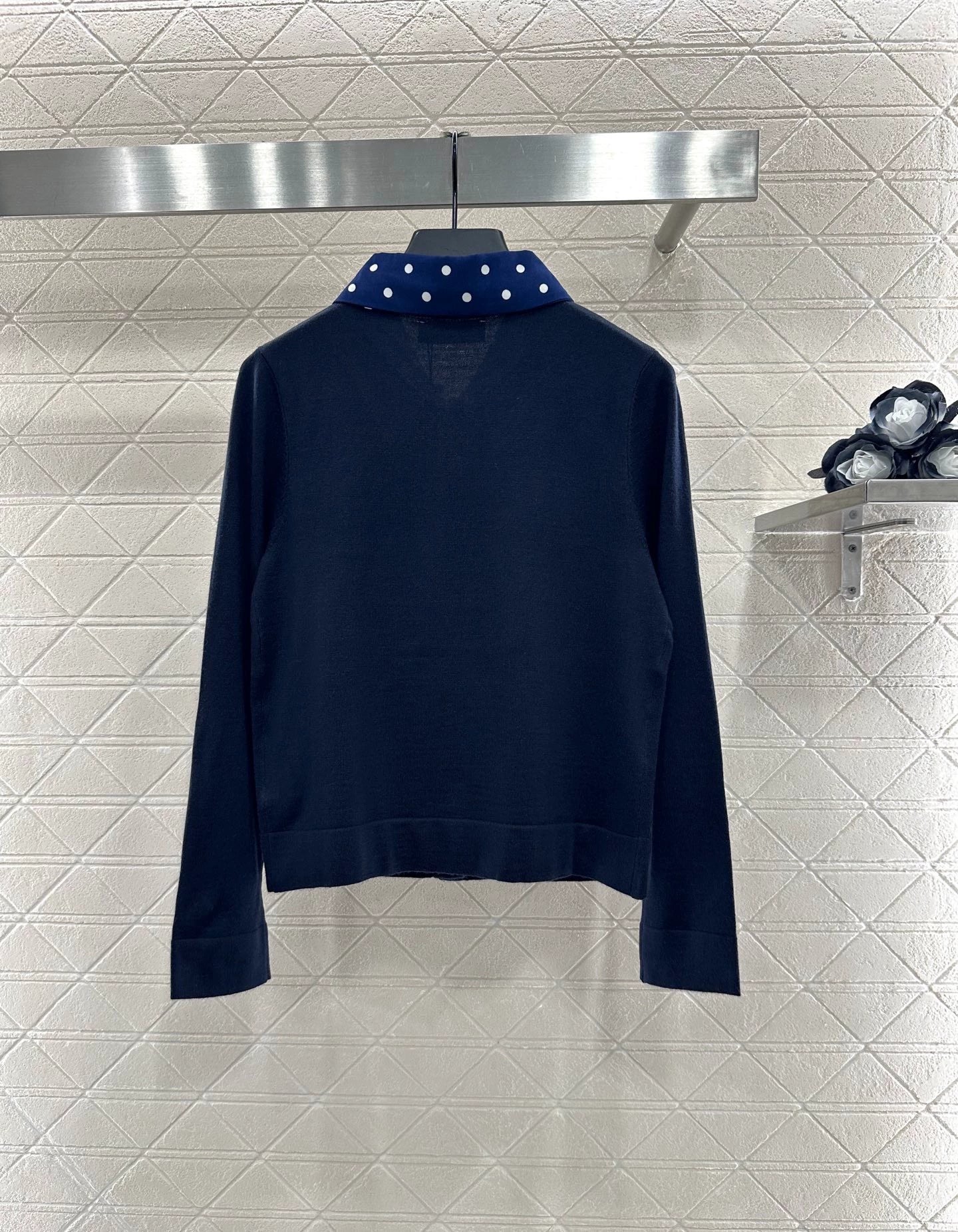 Mi 25 Polka dot lapel knitted cardigan