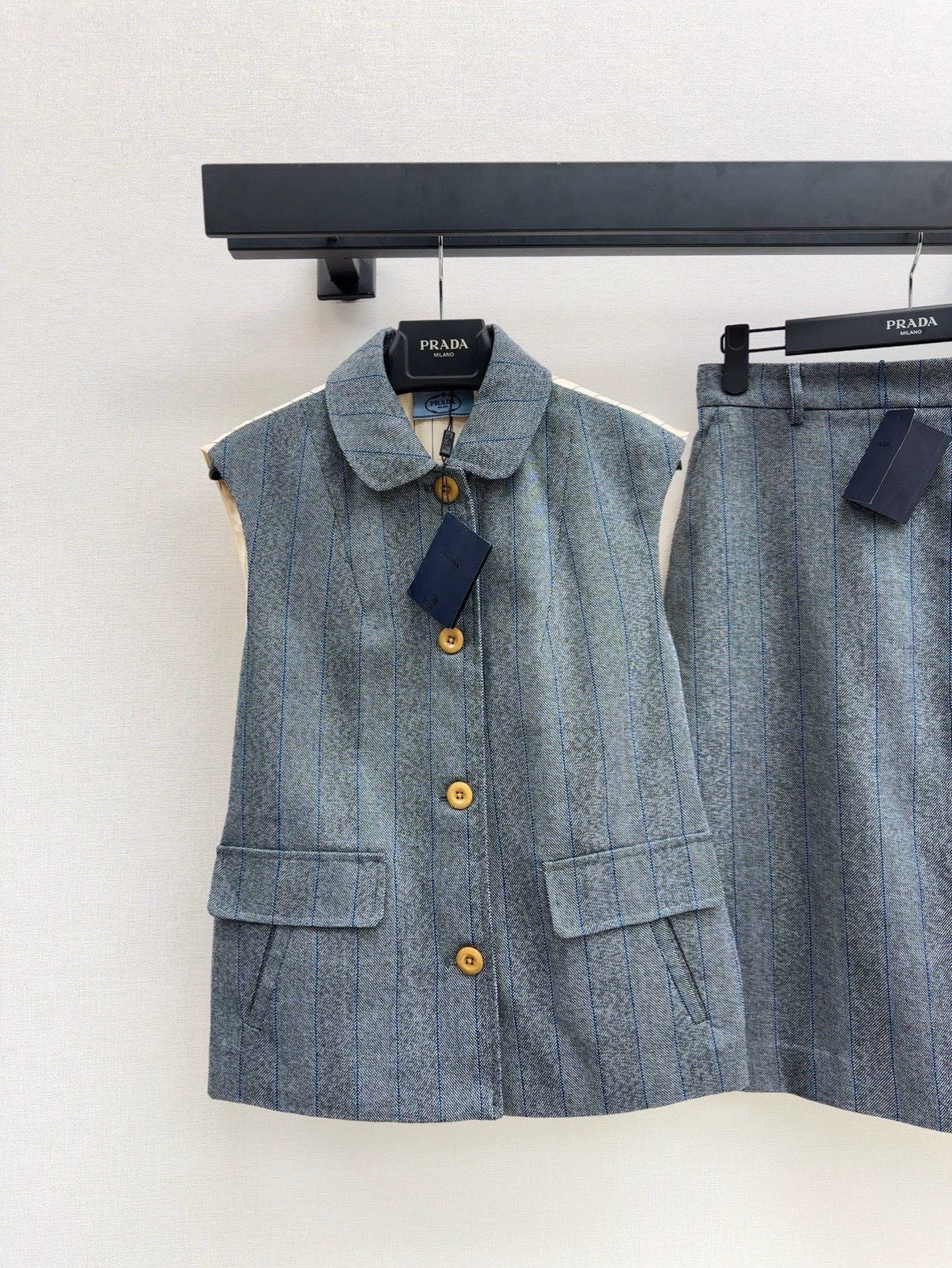 p 25 Latest Splicing Practice Vest Jacket ➕Striped Suit Mid-Length Half Skirt