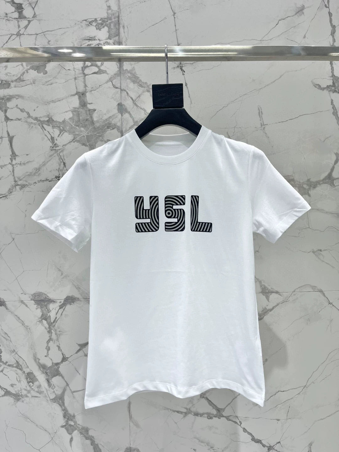 Y 25 New Flocked Letter Print Short Sleeve T-Shirt