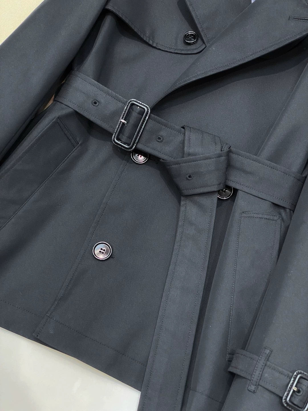 BU 25 new double-breasted short trench coat