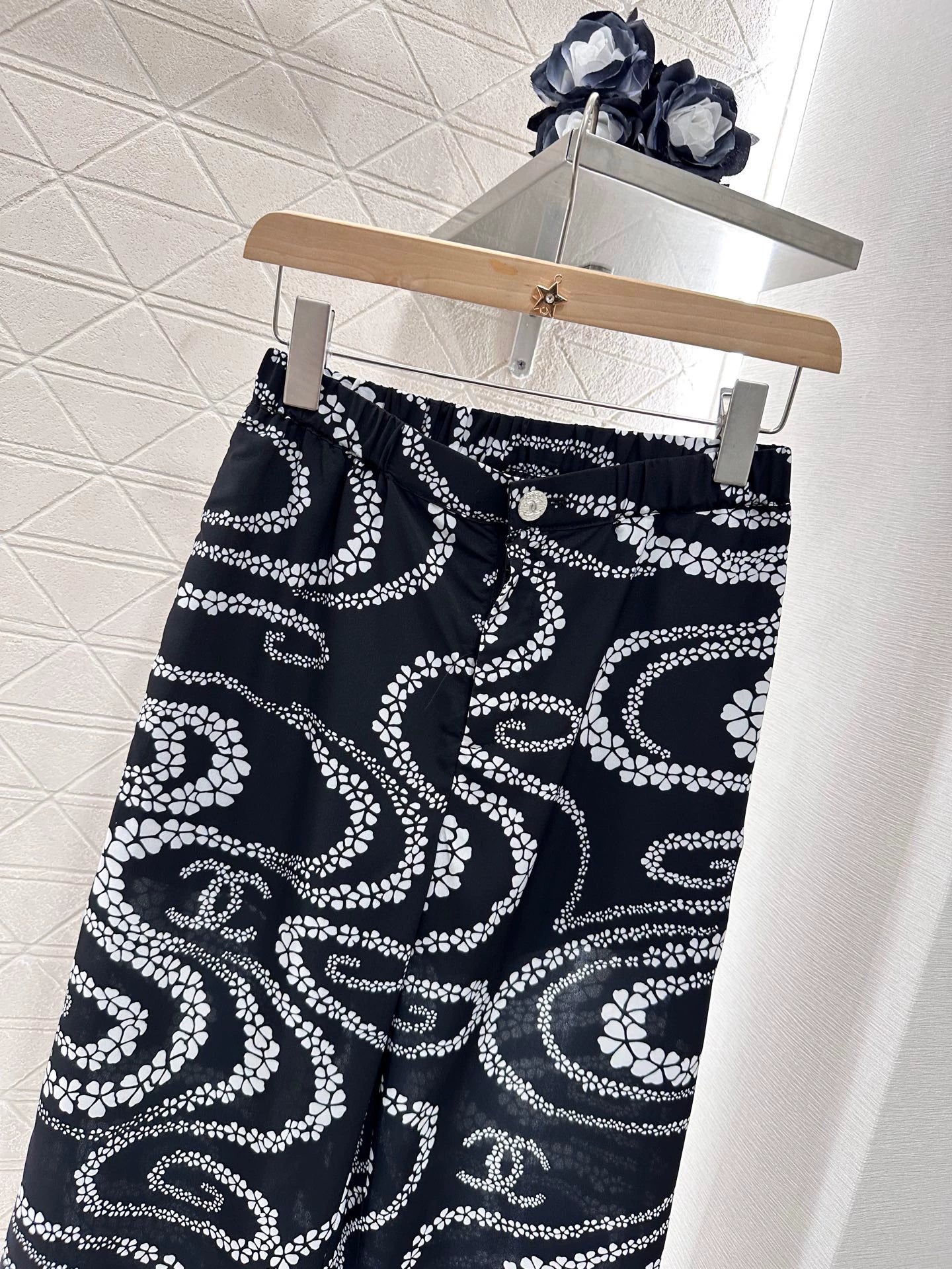 C 25Ss early spring new print wide-leg trousers