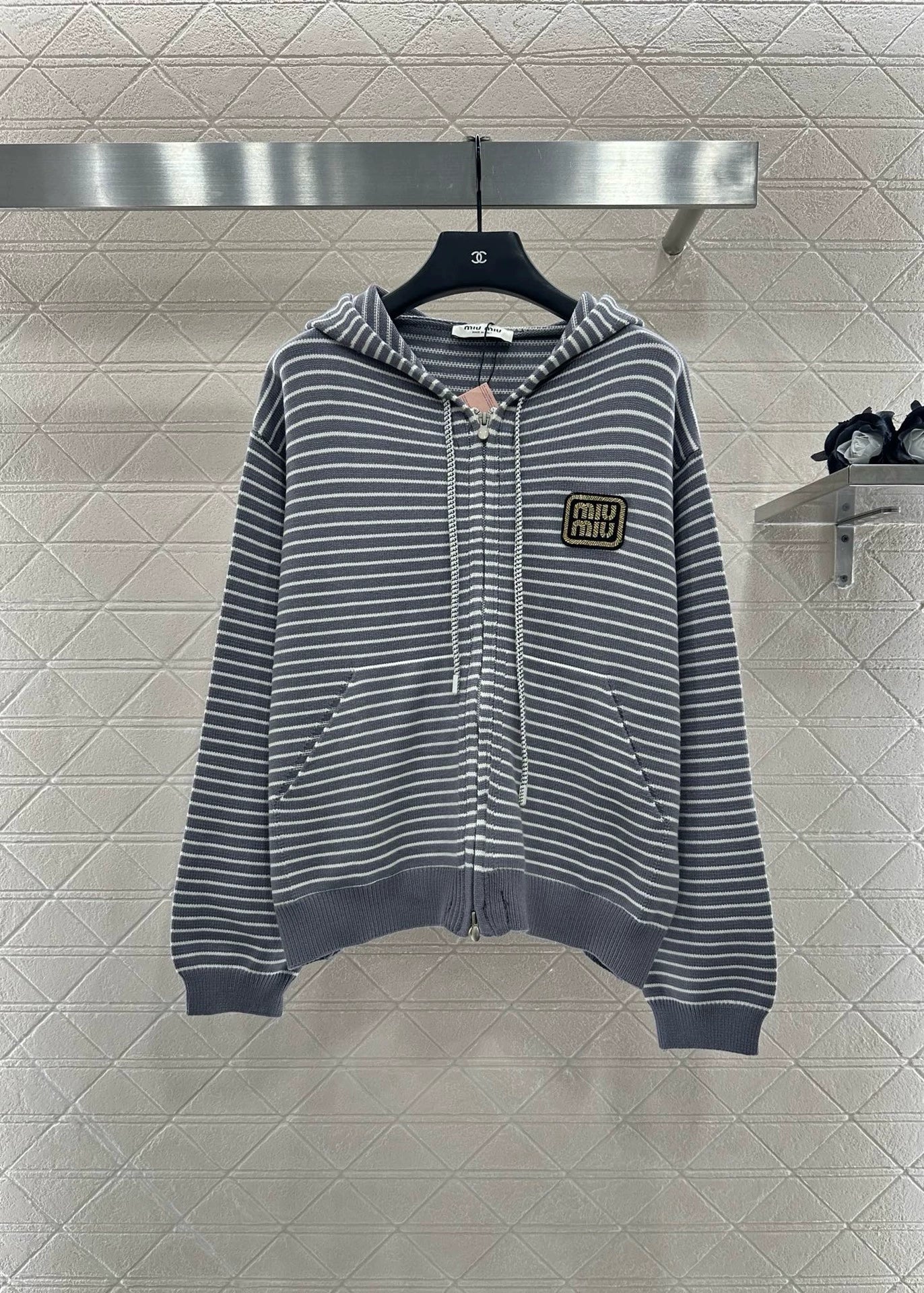 M 25 Hooded zip-up knit sweatshirt