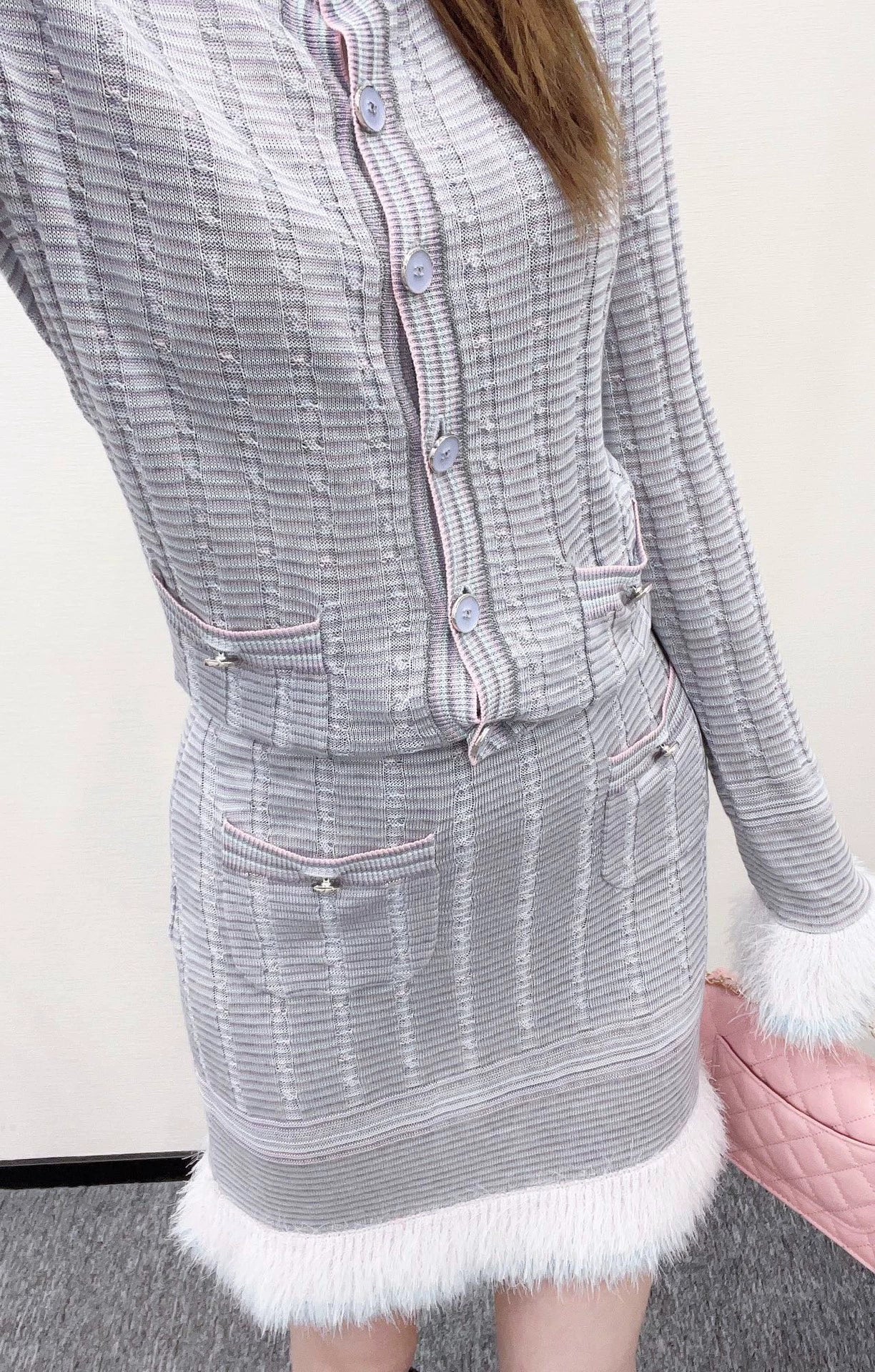 C 25 Flowing tassel knitted cardigan