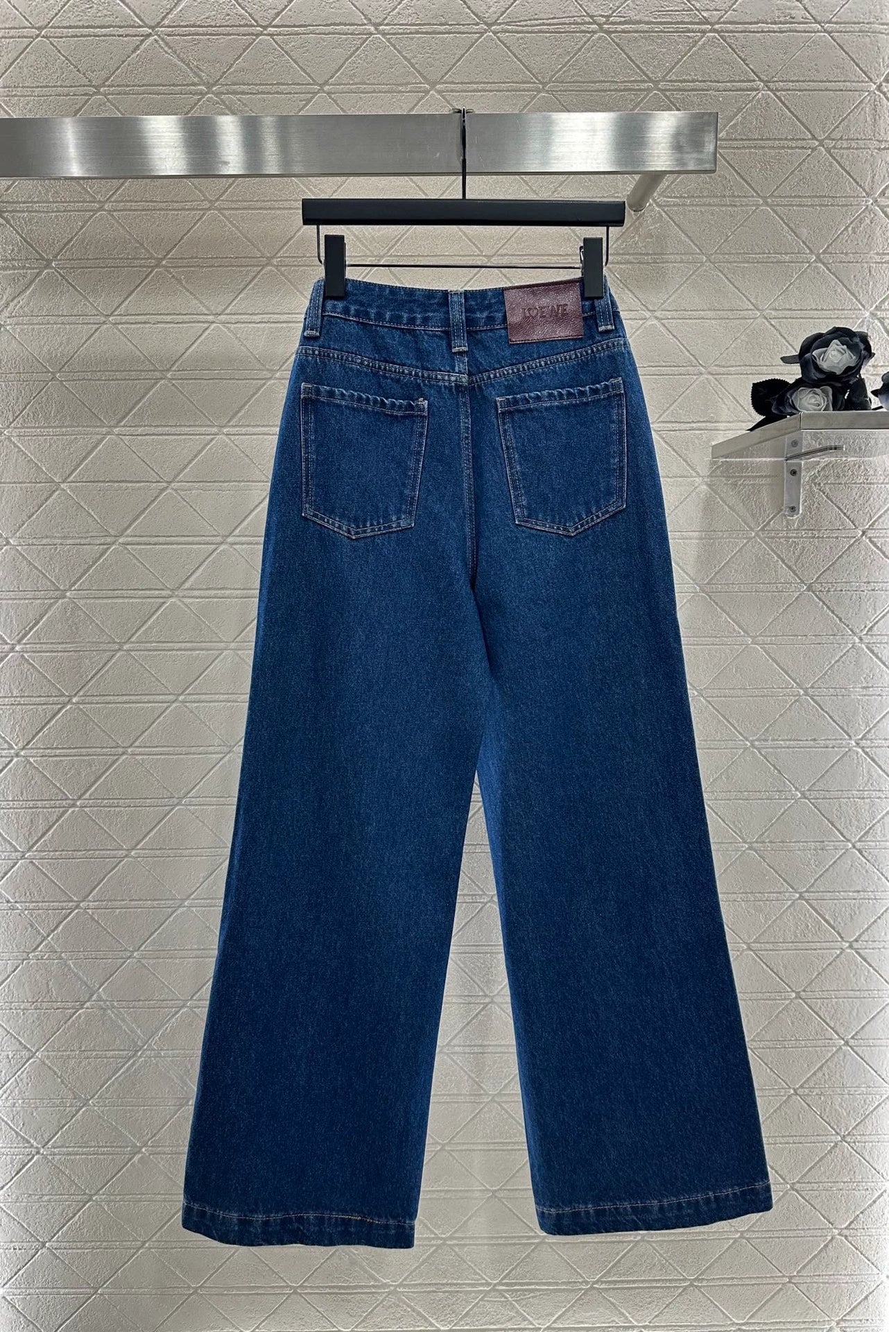 LO 25 Totem Denim Pants