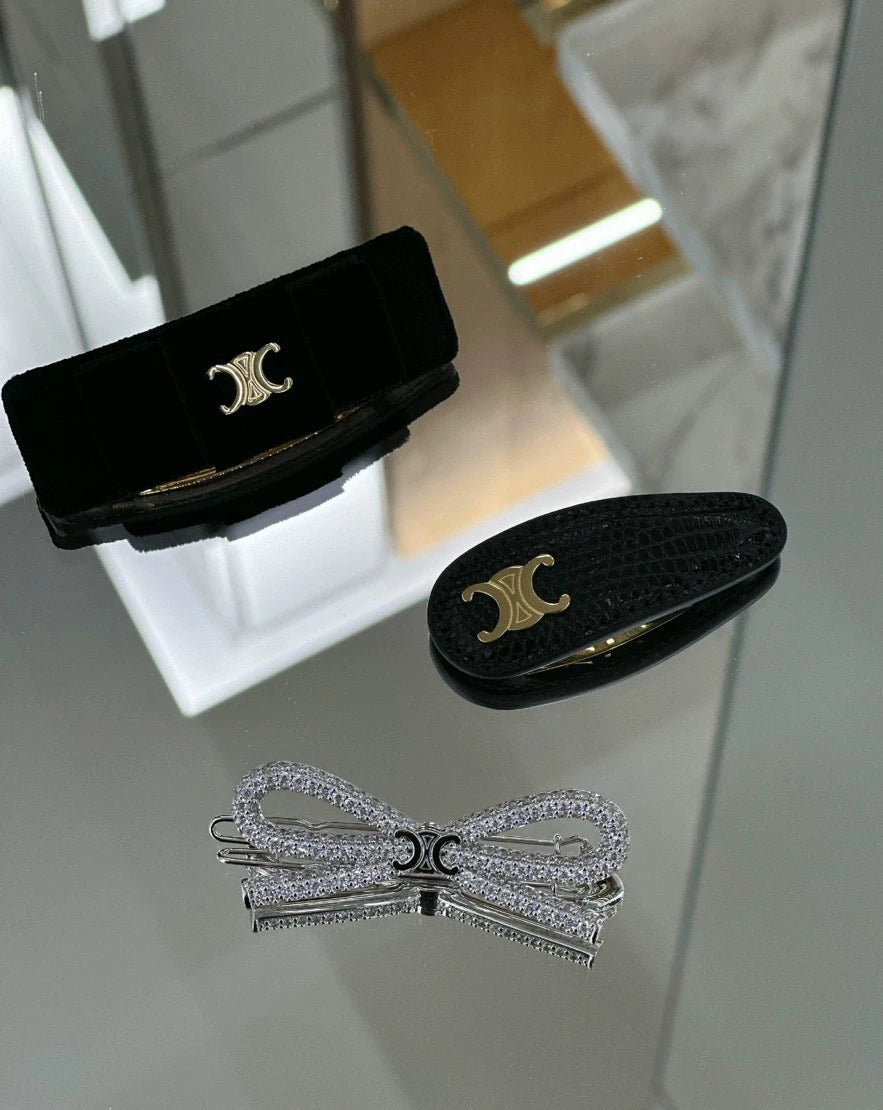 CE 25 New Arc de Triomphe Logo Black Hairpin