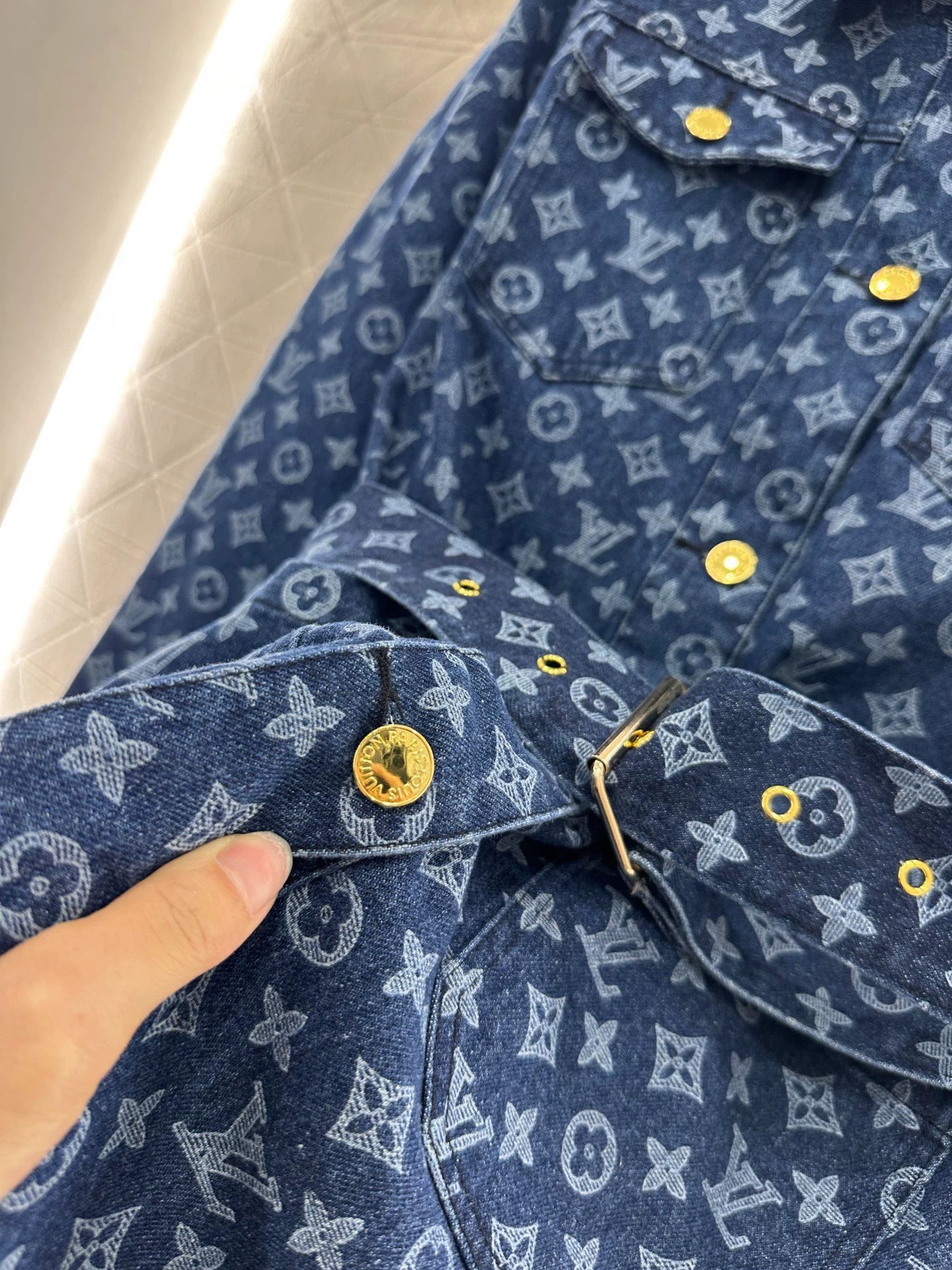 L 25 Jacquard belted denim dress
