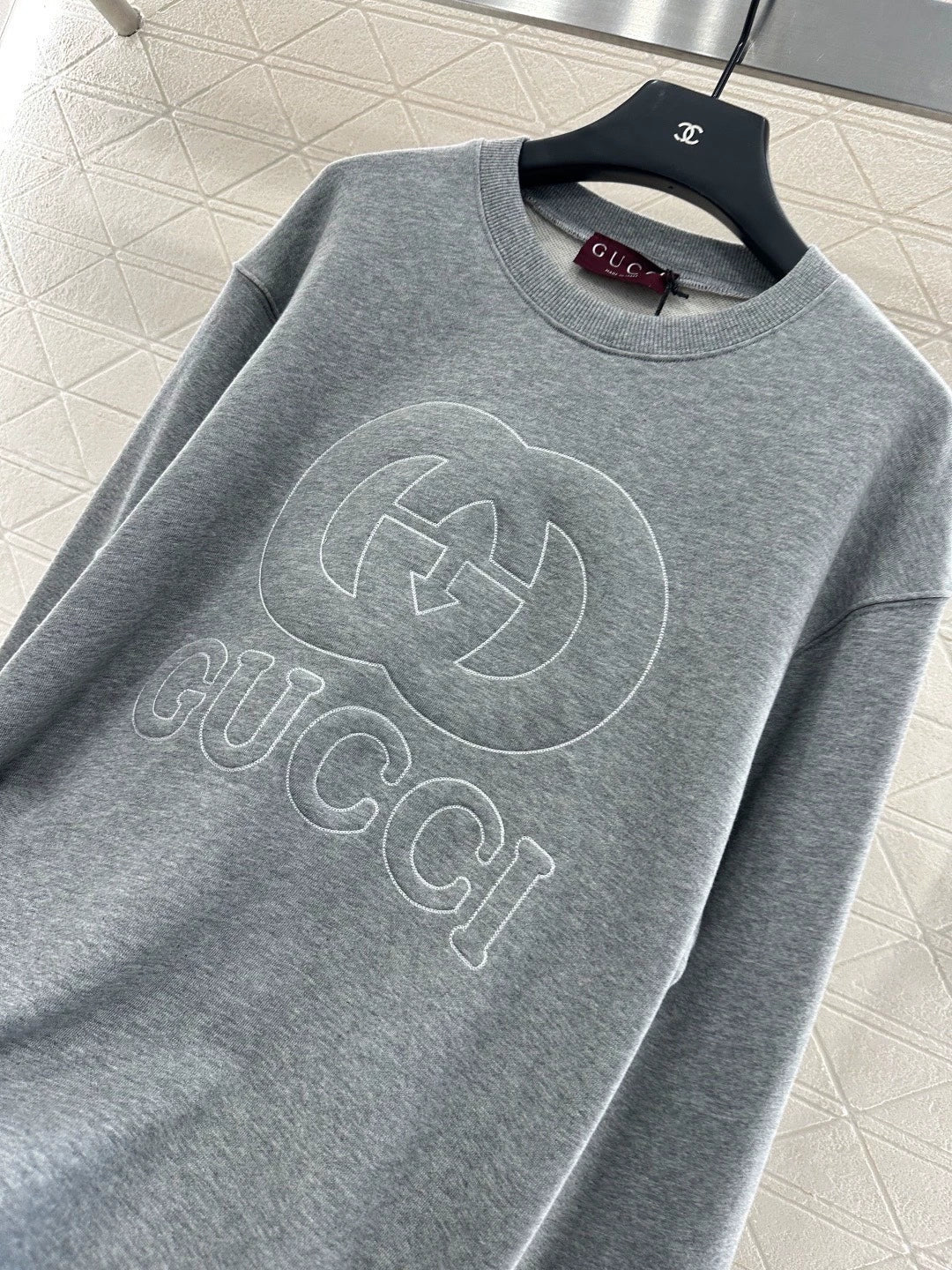 G 25 round neck lettering sweatshirt