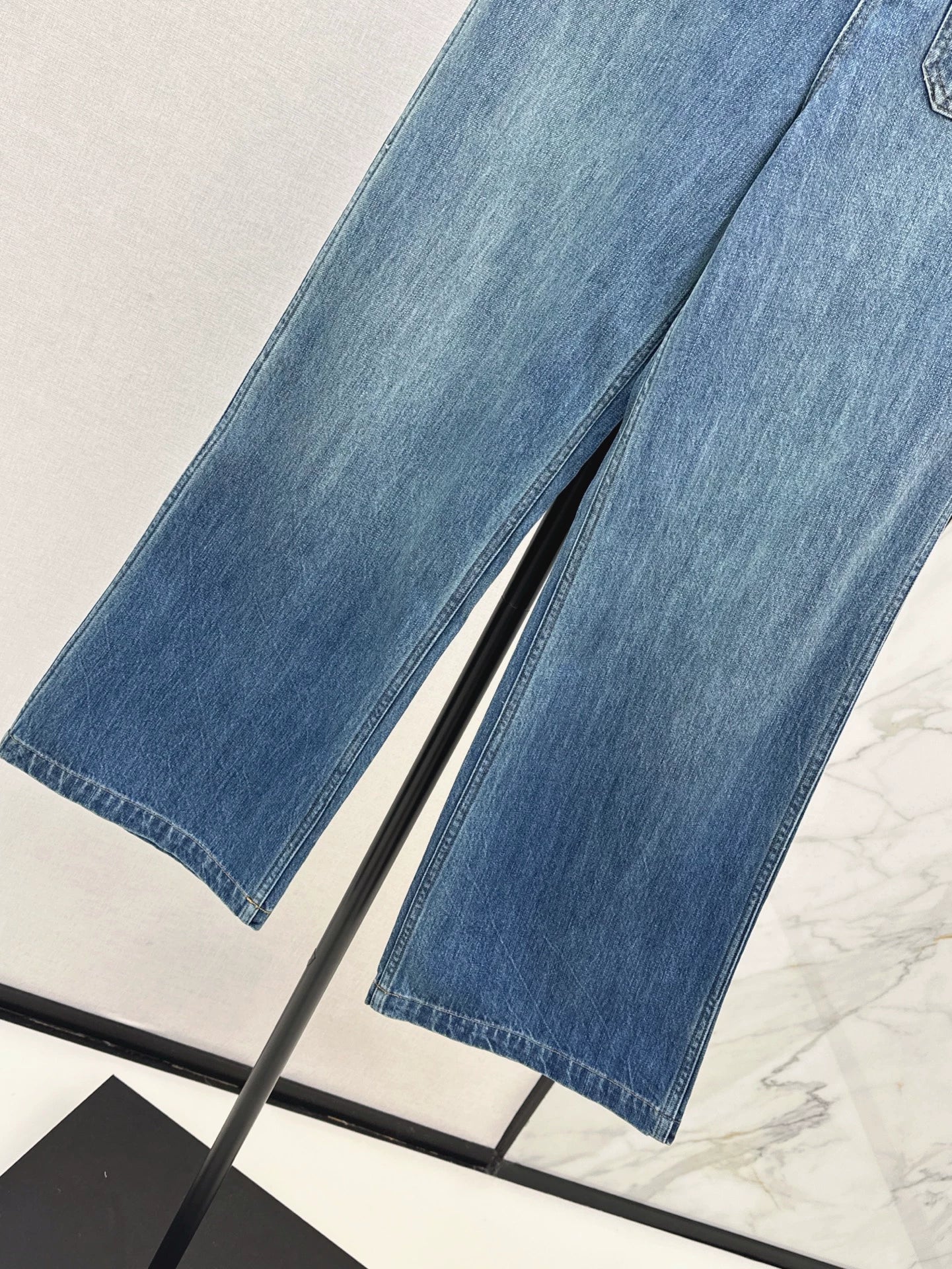 D 25 Spring/Summer New Wide Leg Jeans