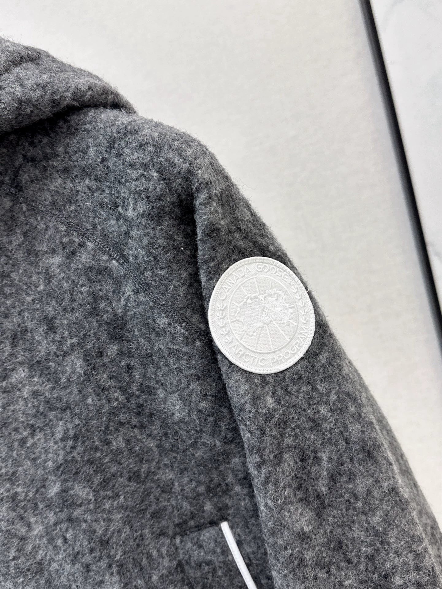 25 Wool sports sweatshirt jacket