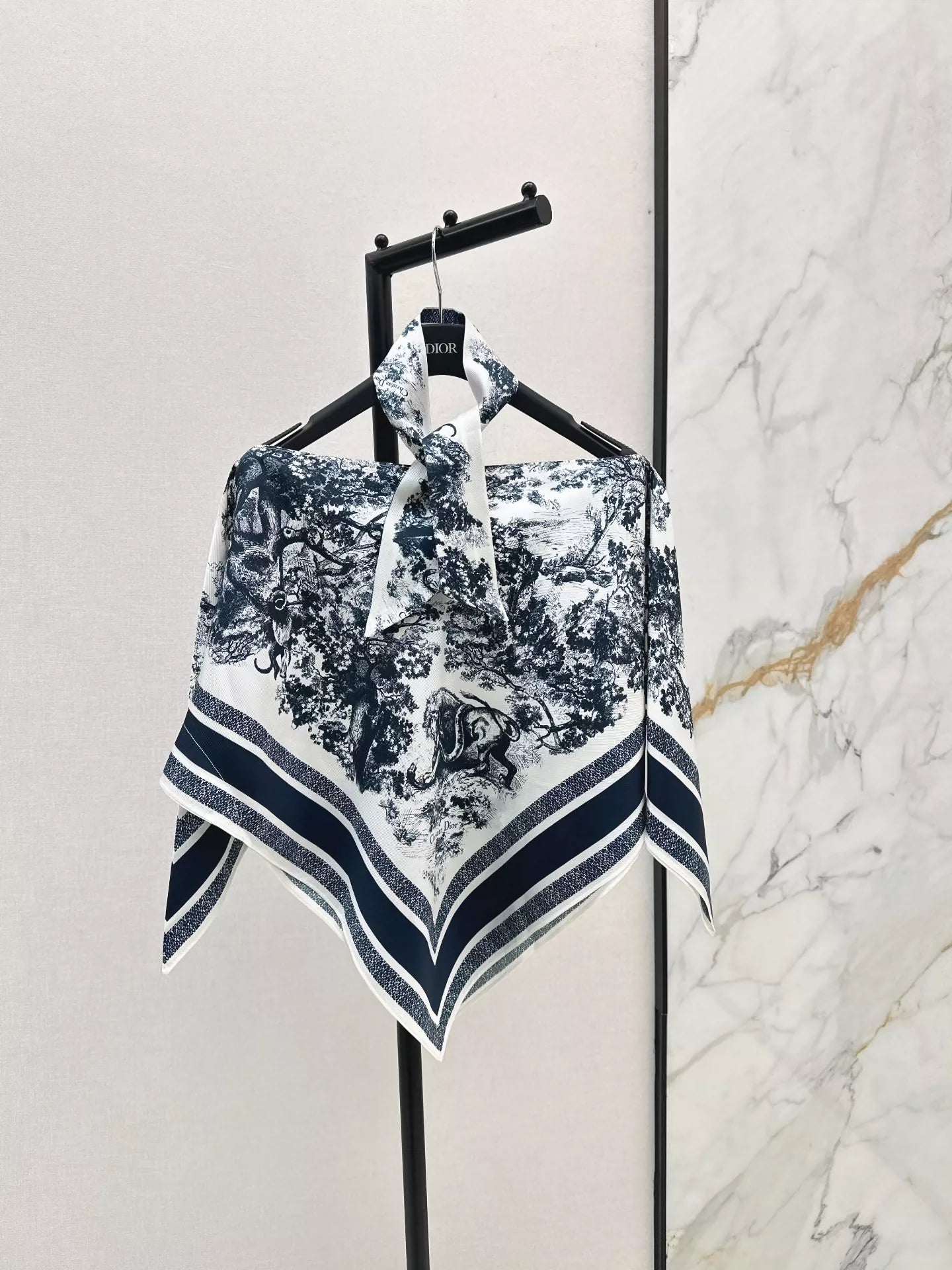 Di 25 Holiday style silk printed scarf cape cardigan