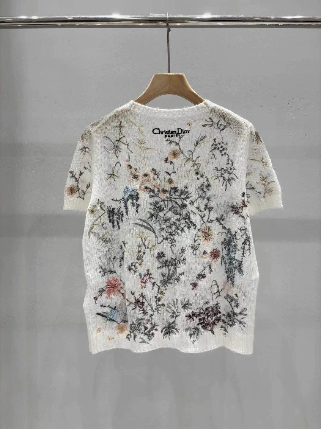 D 25 Early Autumn New Short Sleeve Knitted Thin Top