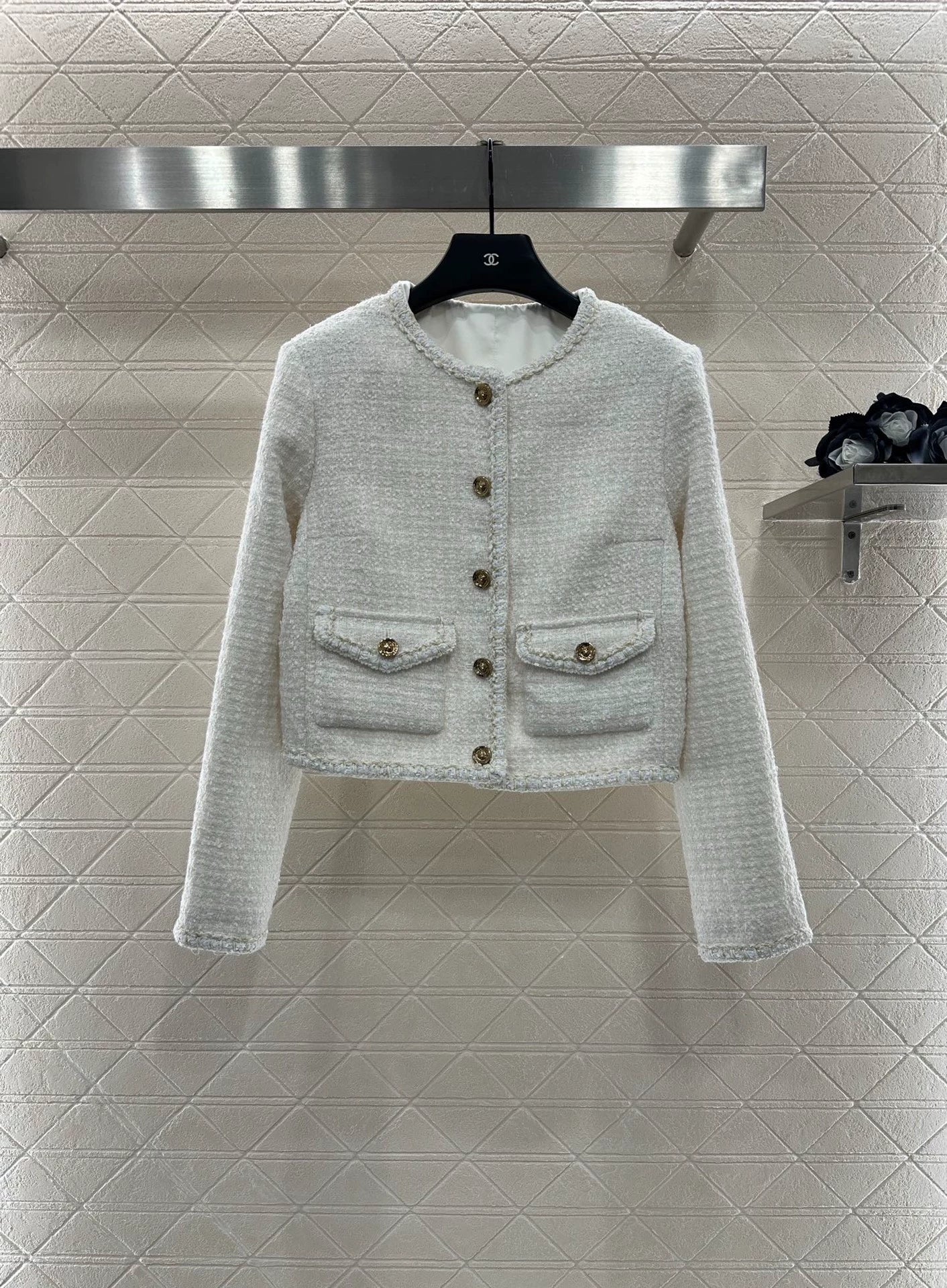 C 25 covered woven tweed jacket