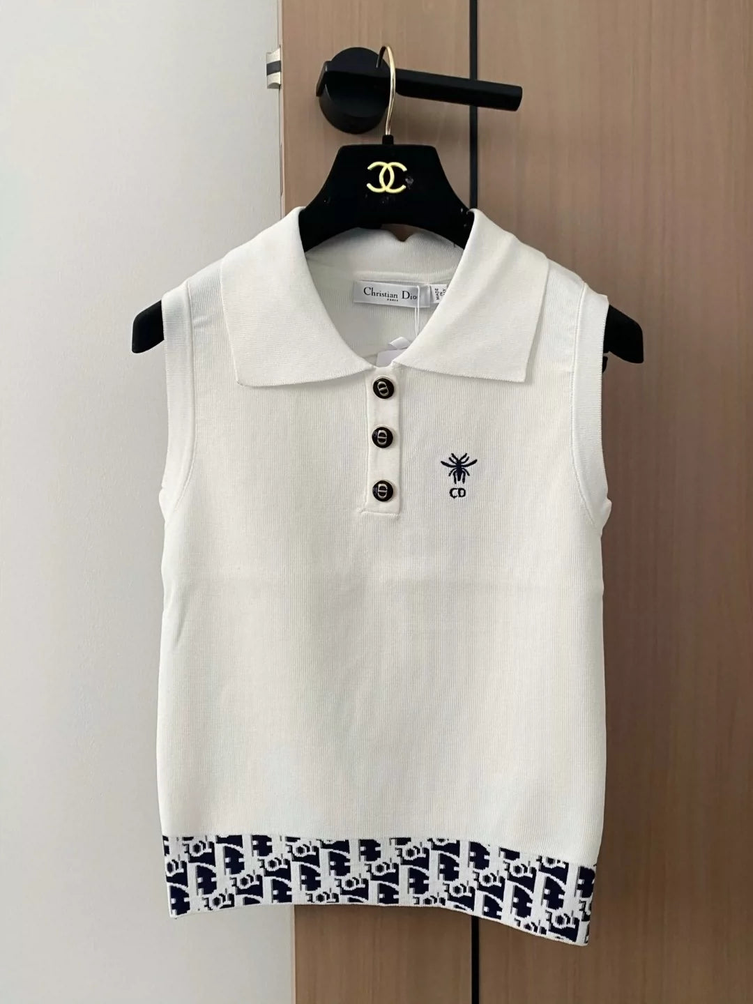 D 25 new lapel short-sleeved undershirt(white navy)