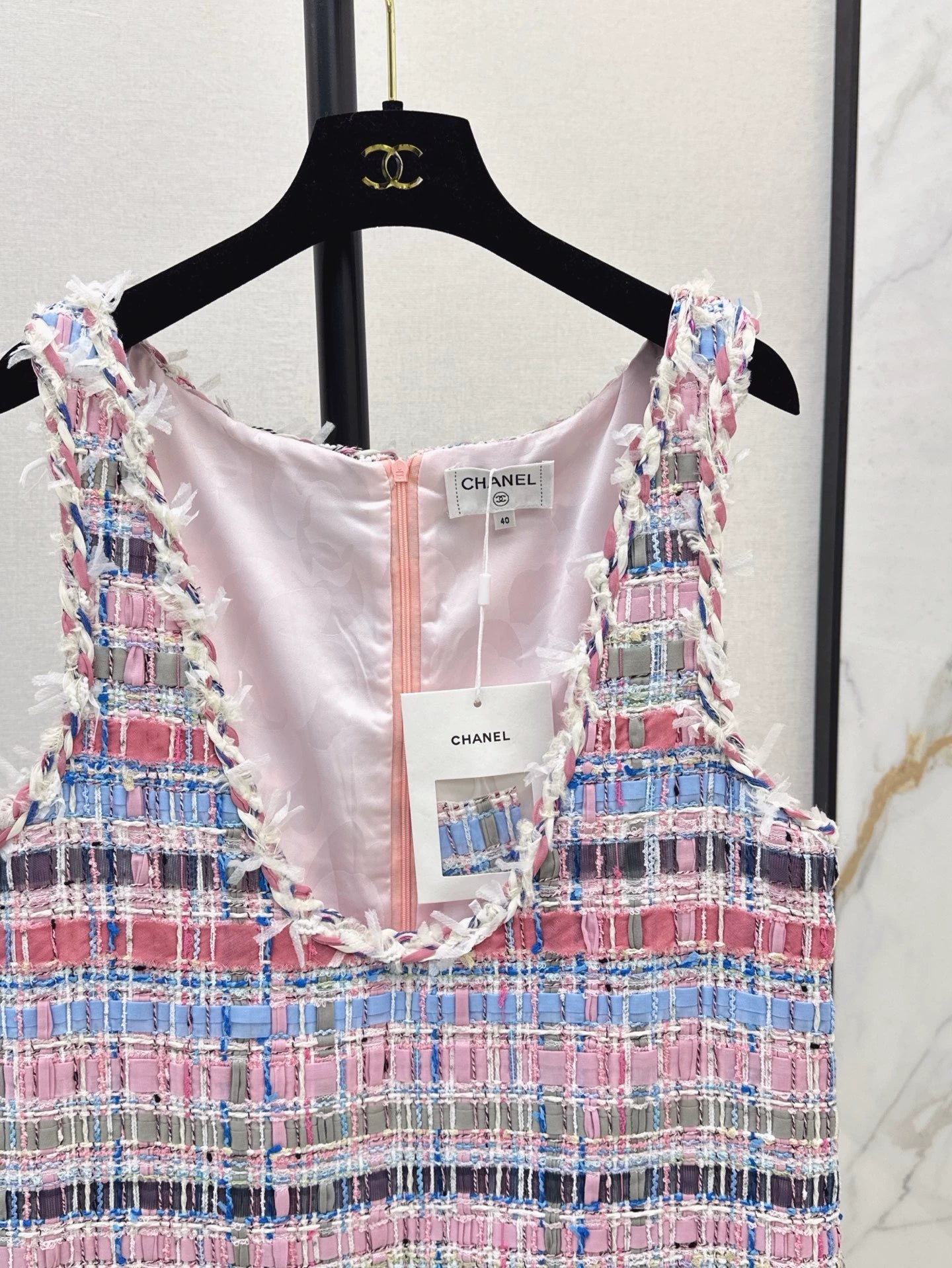 C 25 Spring/Summer New Sleeveless Dresses